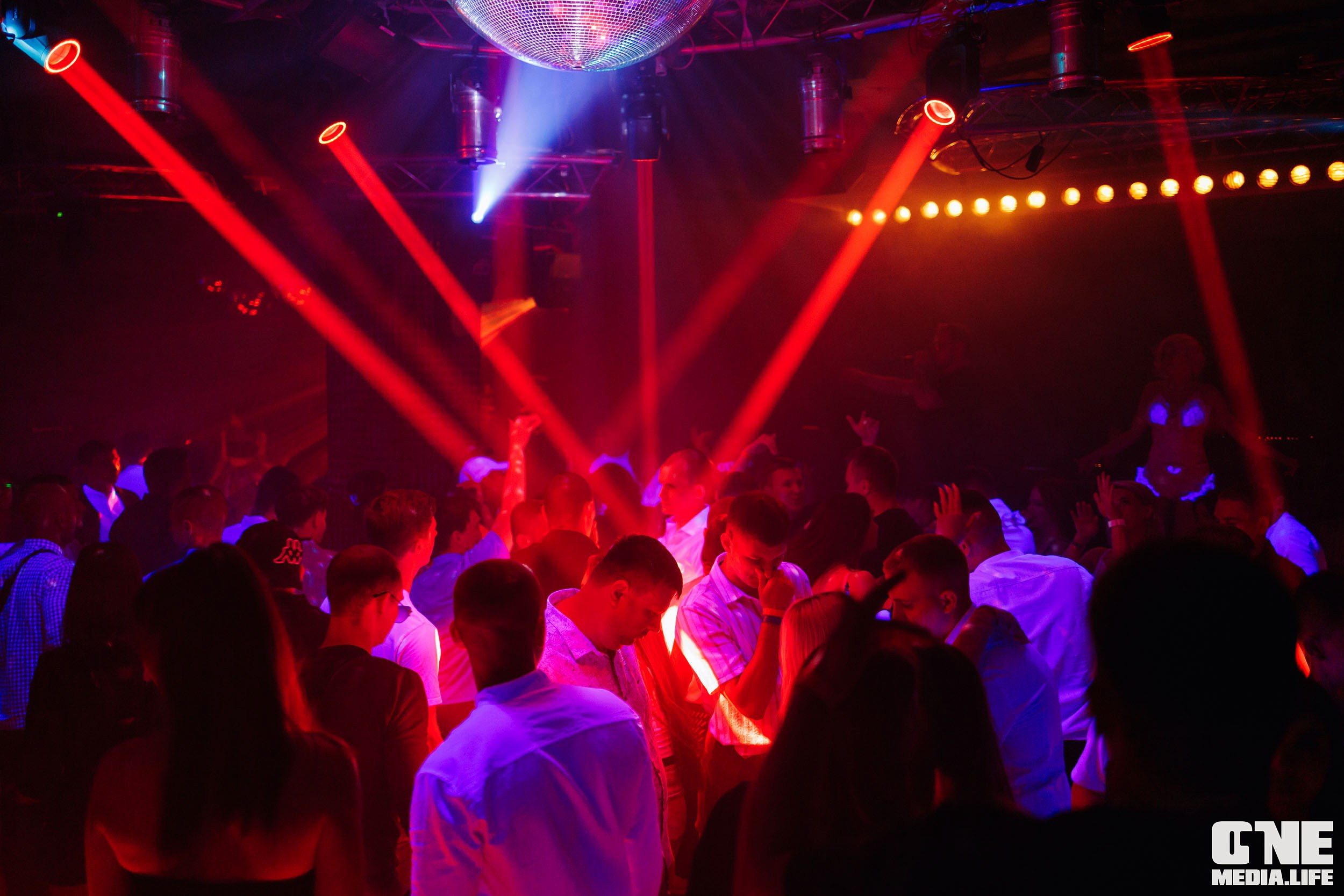 Фоторепортаж из РК Планета. One Media Life: фоторепортажи, фотоотчеты с мероприятий и заведений