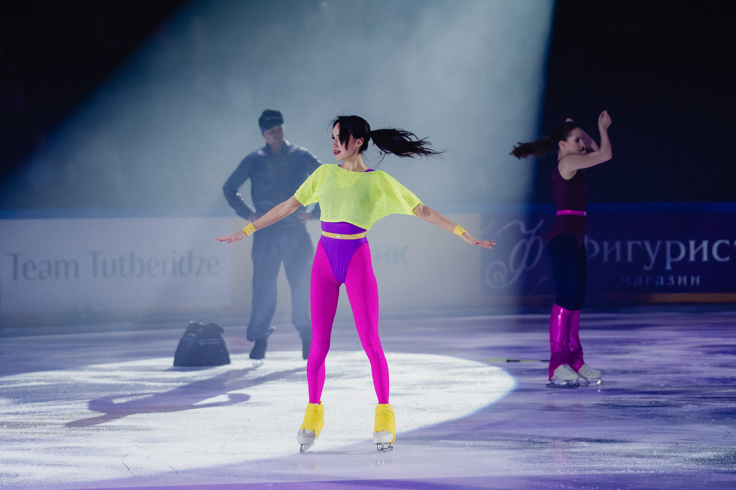 Шоу Этери Тутберидзе в Новосибирске. Воробьева Ксения — Спортивный и танцевальный фотограф Новосибирск