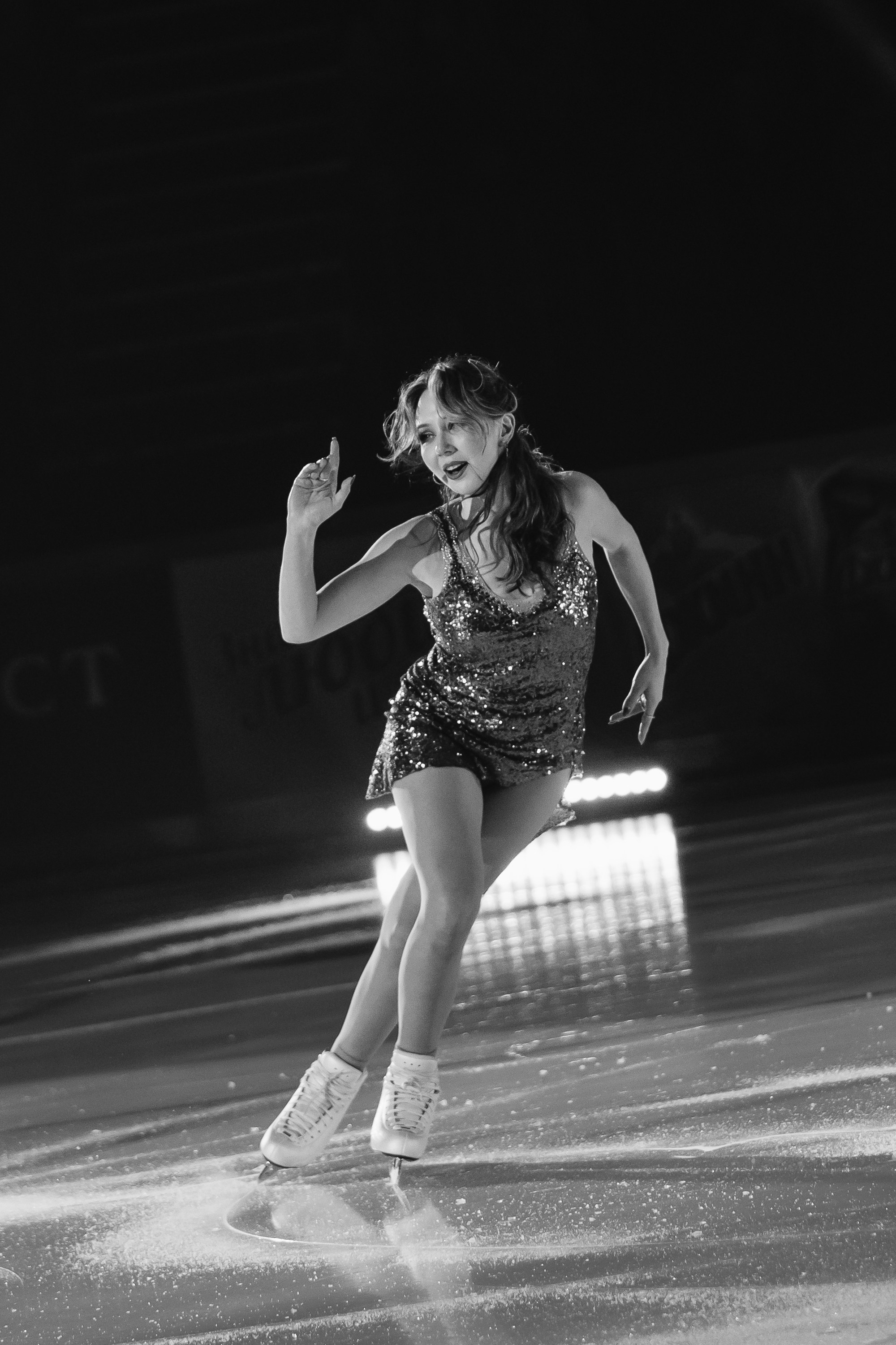 Шоу «Чемпионы на льду» в Новосибирске. Воробьева Ксения — Спортивный и танцевальный фотограф Новосибирск