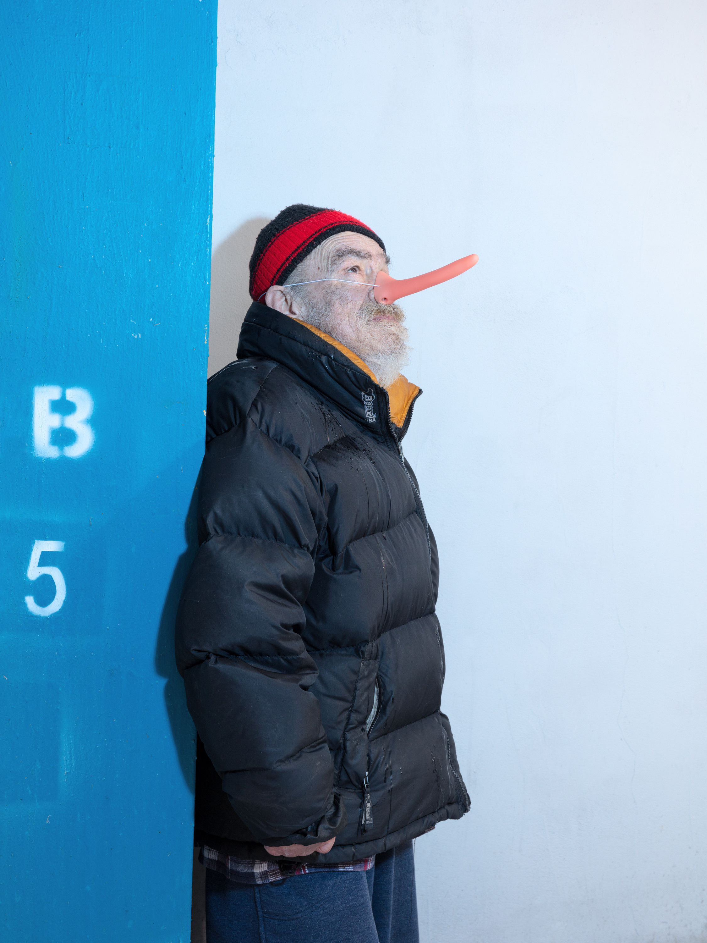 Roman (71) lost his flat because of the fraud of so called "black realtors" (i.e. swindlers)