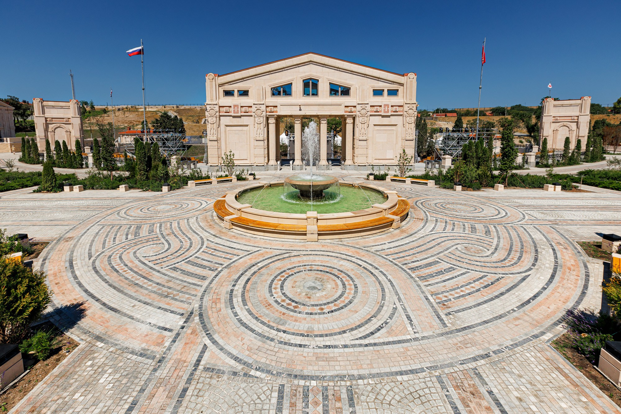 Новый Херсонес в Севастополе, гранитная облицовка Росгранит. Свадебный фотограф, фотосъемка в Крыму, Севастополе, Симферополе, Ялте