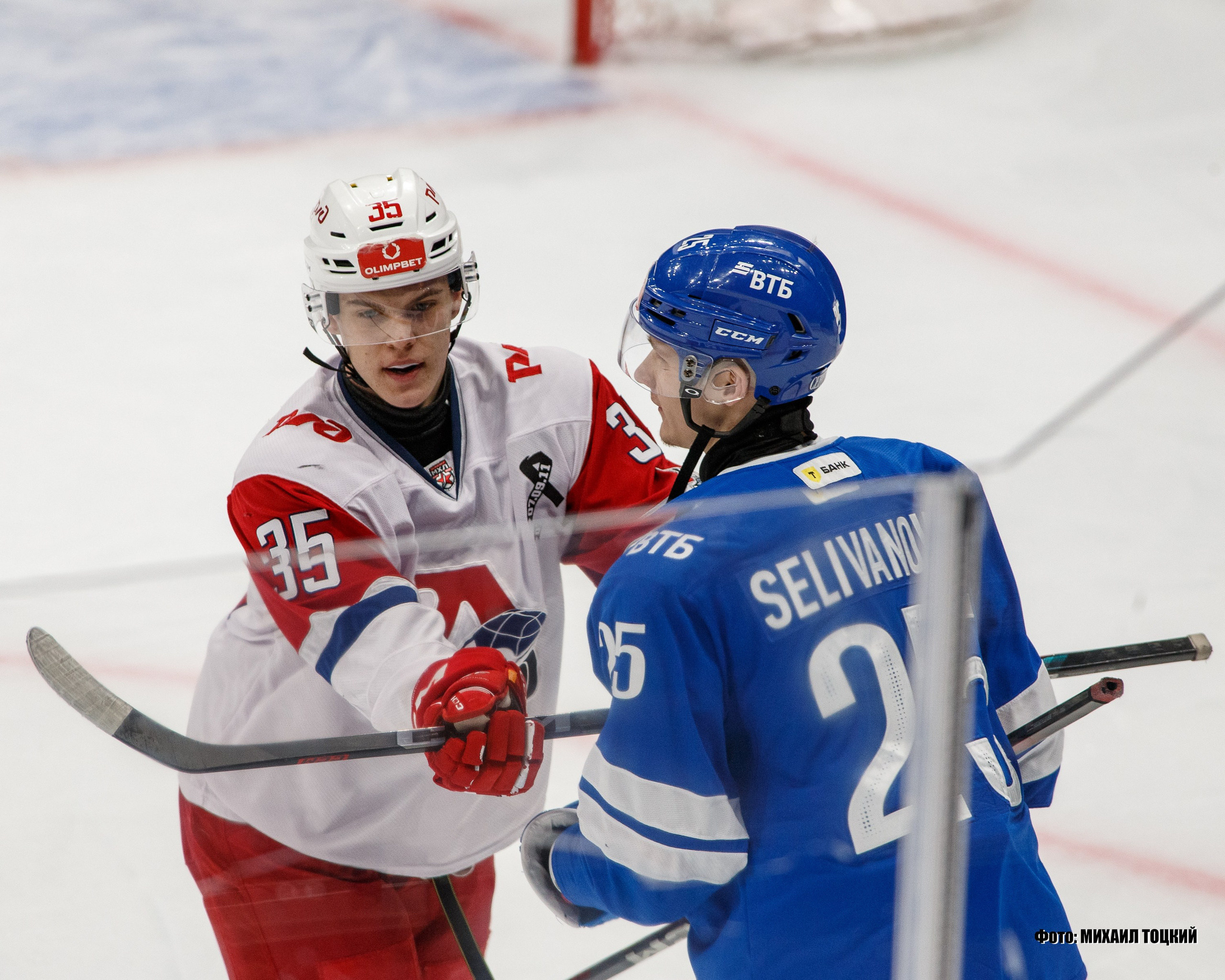 Фоторепортаж Плей-офф МХЛ. МХК Динамо (Москва) — Локо (Ярославль). Михаил Тоцкий портретный и репортажный фотограф в Москве