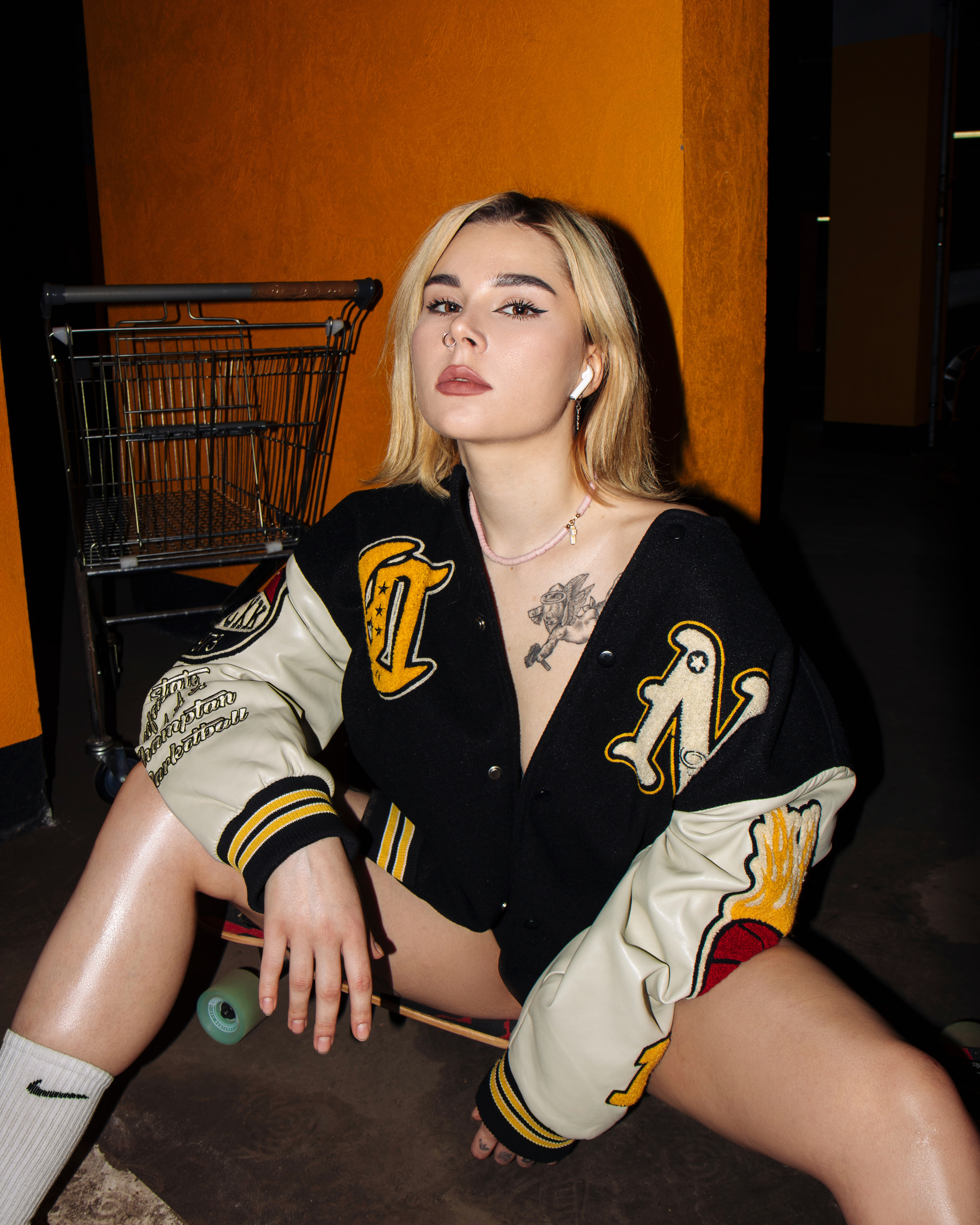 Цены. Портретная и Fashion фотосъемка в Москве КРИС KISS. Лукбуки и каталоги