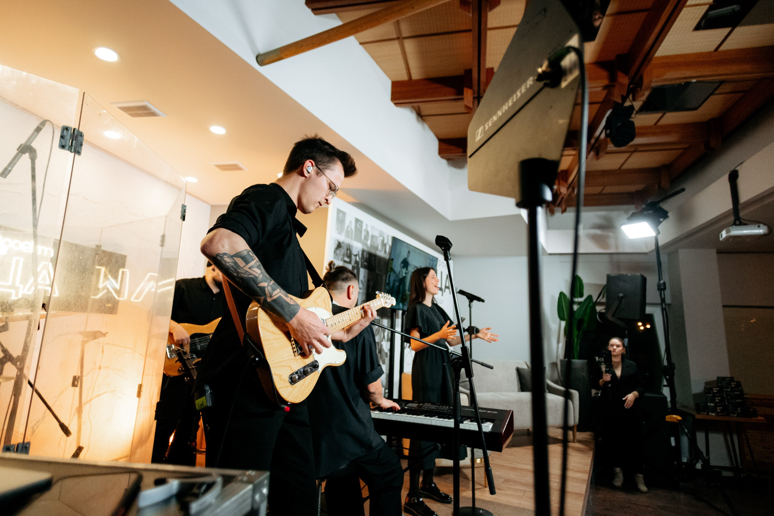 ЛИЦА.DV. СВОИ. ФОТООТЧЕТЫ-СОБЫТИЯ-МЕСТА