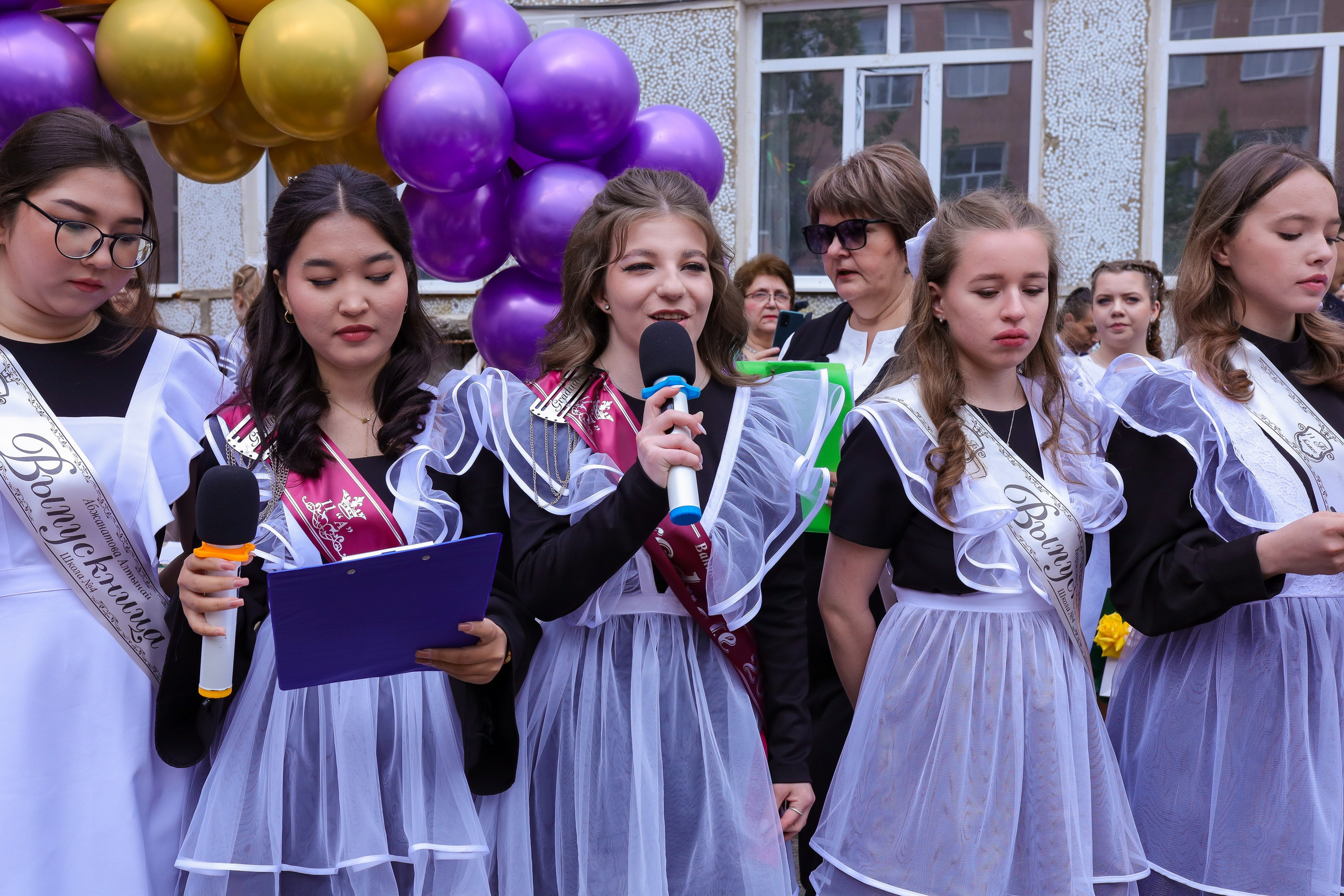 Выпускники. Фотограф в Жезказгане. Графический дизайнер