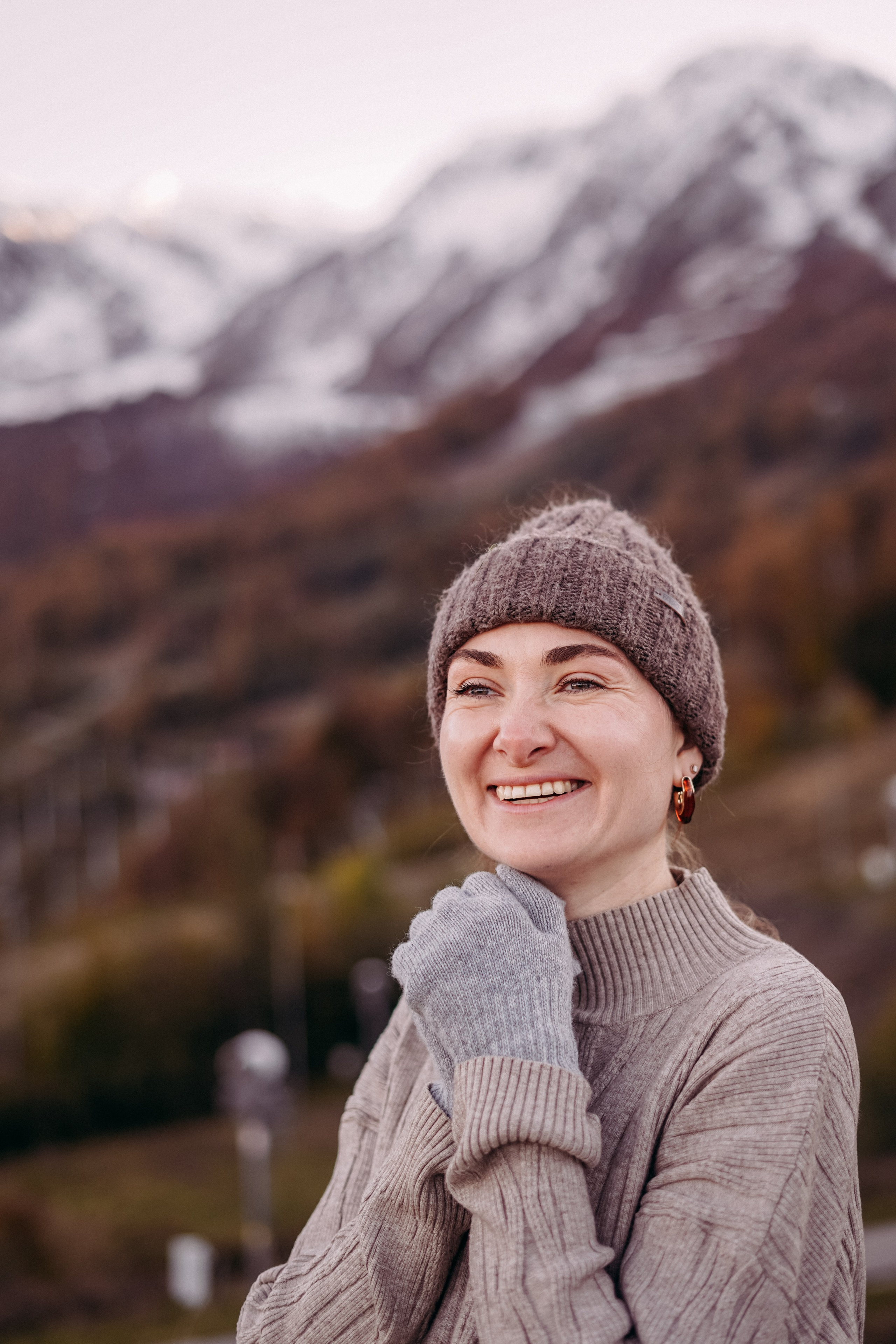 Алексей, Анна и Валентина в Горной Олимпийской деревне. Фотограф в Сочи и Абхазии | Фототуры | September Air