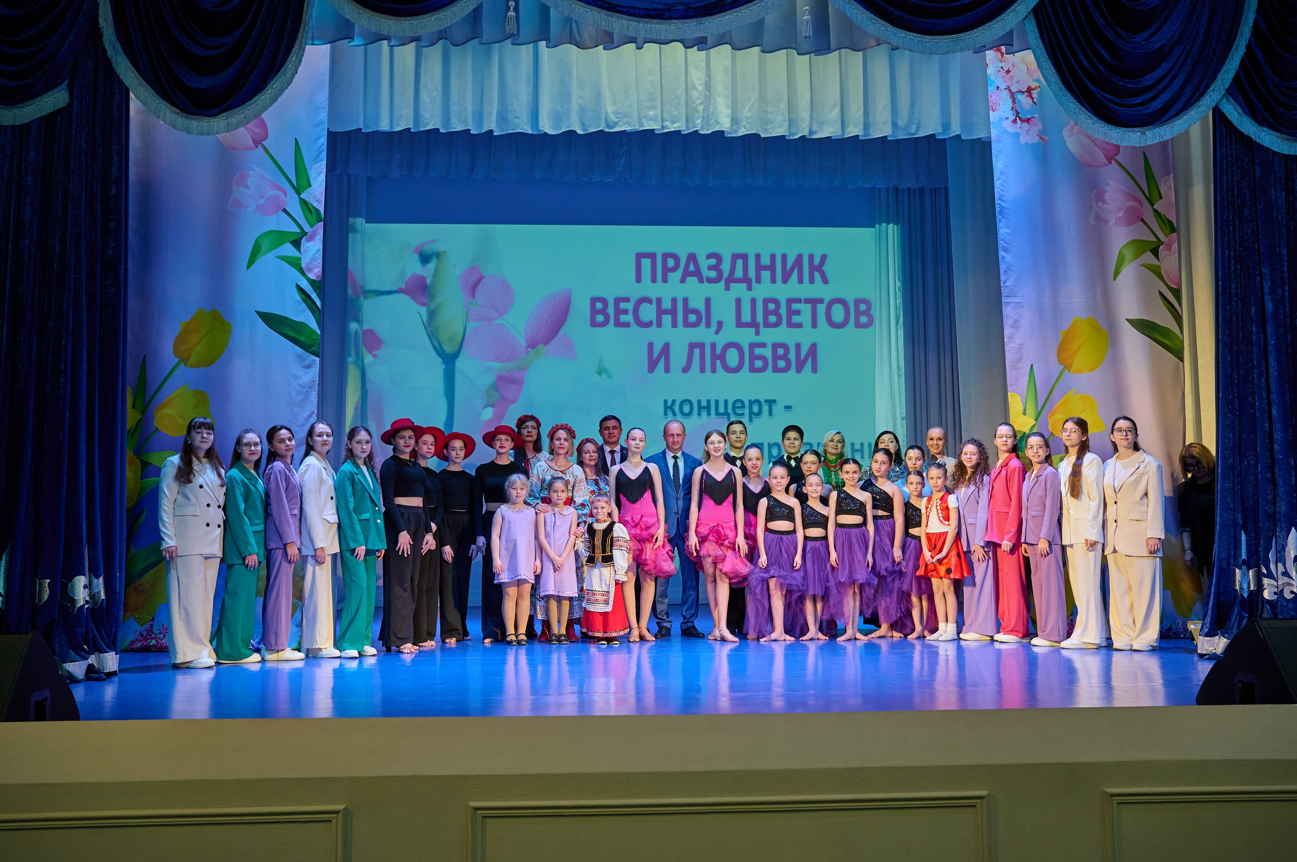 8 марта Марьина роща. Жизнь курорта Кабардинка в фотографиях