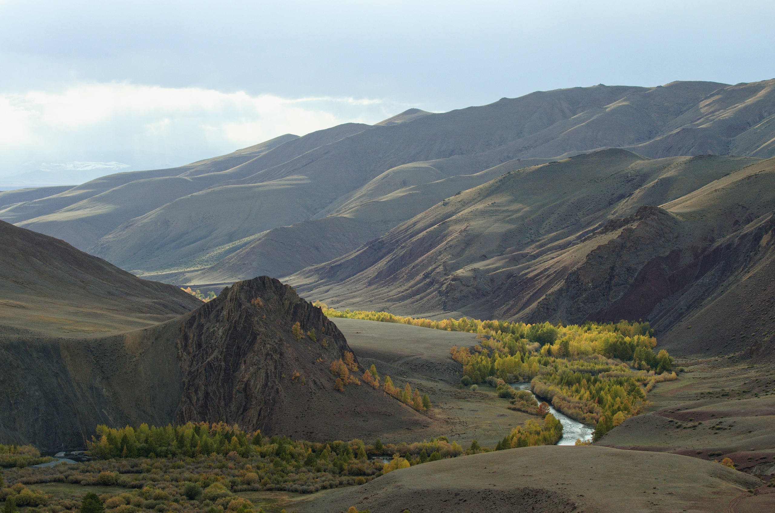 Это не фотошоп. Я видел это в горах Алтая. Семоха Валерий. Фотограф