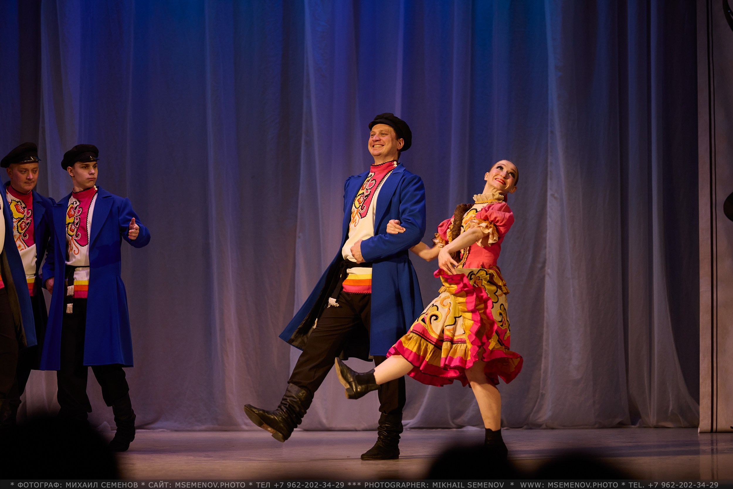 Фоторепортаж с Концерта «Волжанка» и «Задоринка»