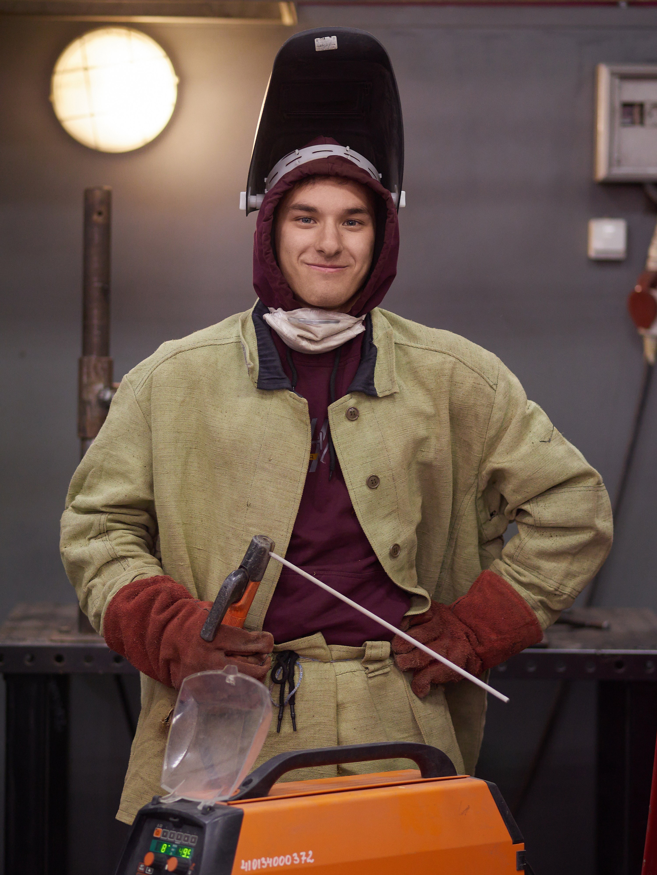 Выпускные альбомы. Студийный, семейный, свадебный, фэшн и ню фотограф в Астрахани, производство выпускных альбомов. Руслан Кондрашин