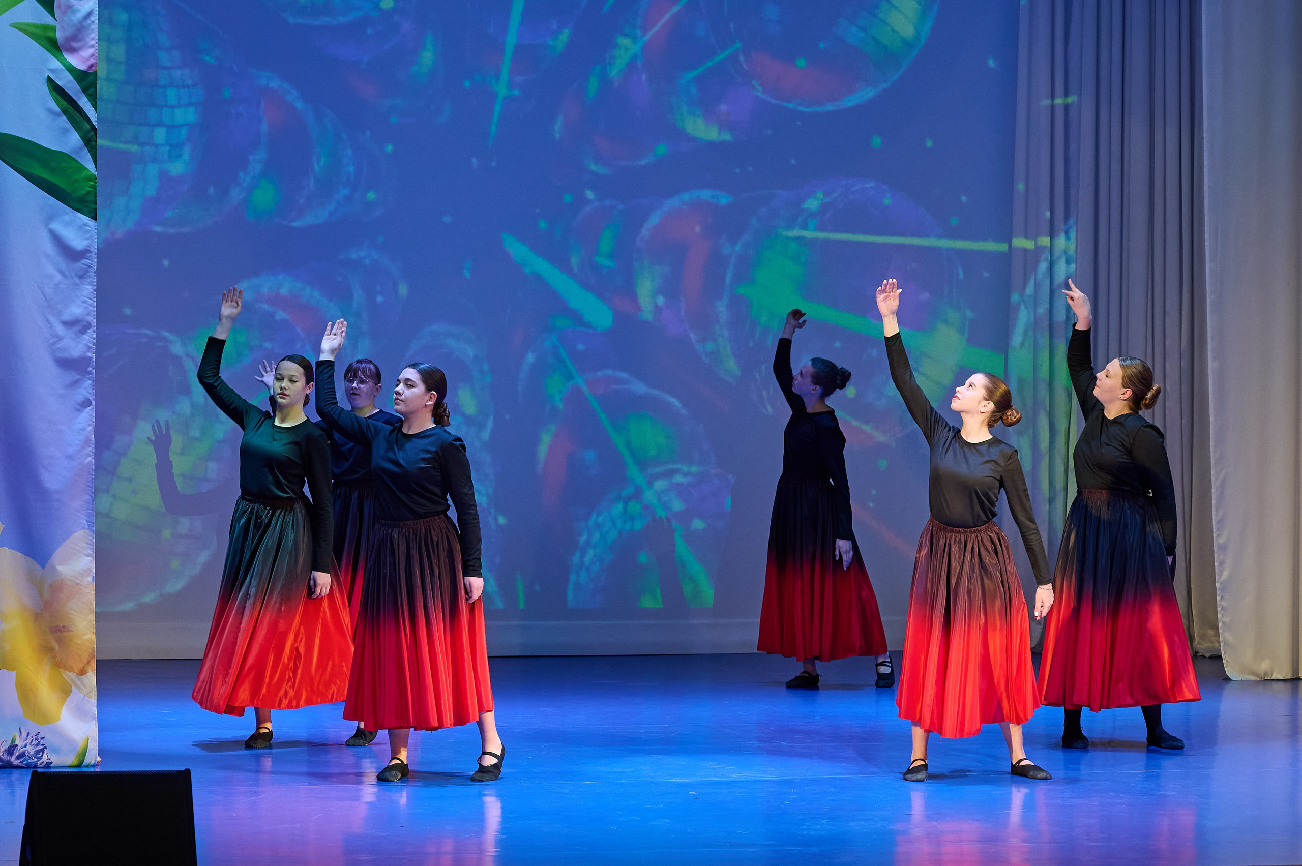 8 марта Марьина роща. Жизнь курорта Кабардинка в фотографиях