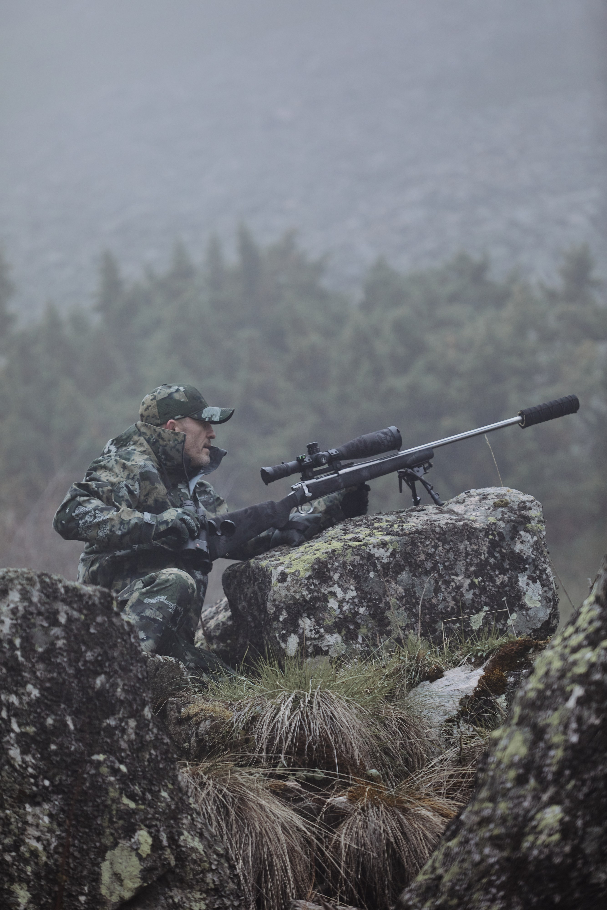 Съемка для бренда охотничьей одежды под ключ. Фотограф Продюсер в горах КБР / Москва Нальчик Горы