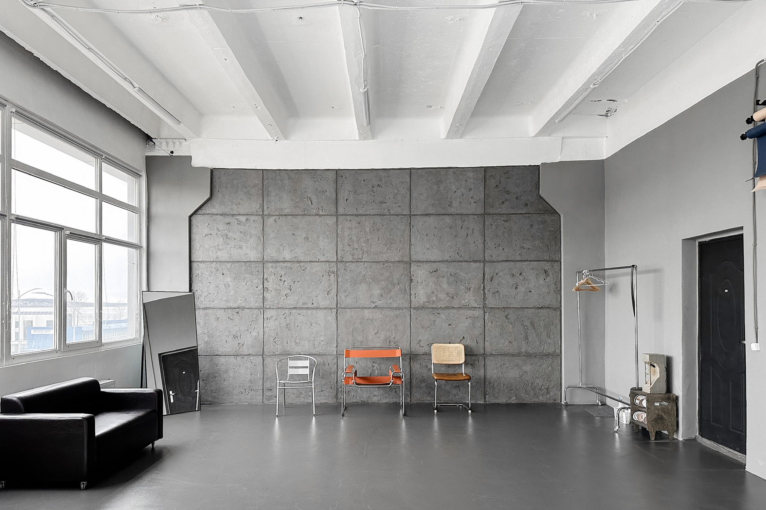 Зал BETON в фотостудии MoodBoard в г. Ижевск