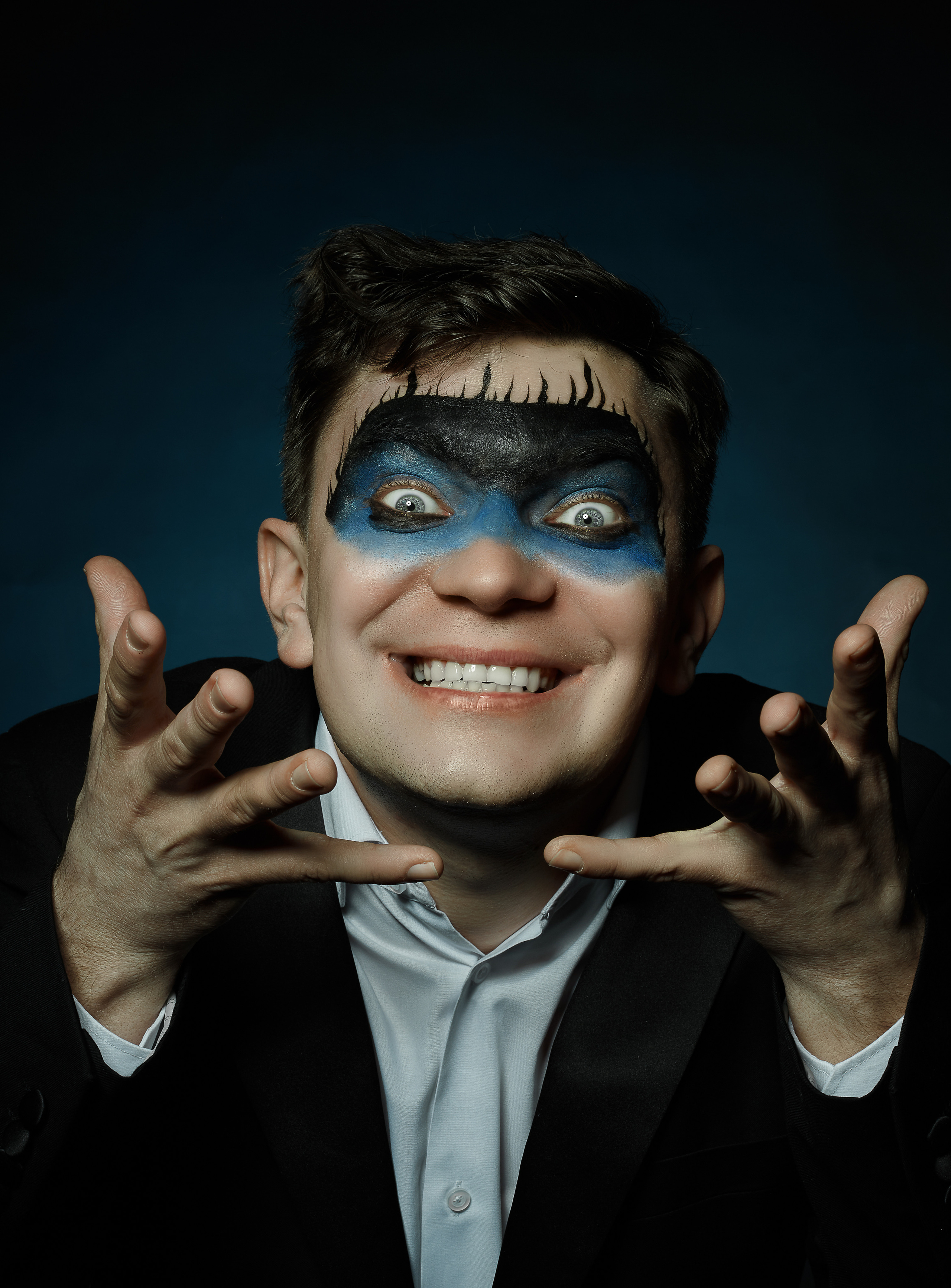 Демонический карьерист работающий в кредитном отделе Банк Желаний 💷💷💷. Свадебный фотограф, портретный фотограф в Москве и Саратове Оксана Анциферова