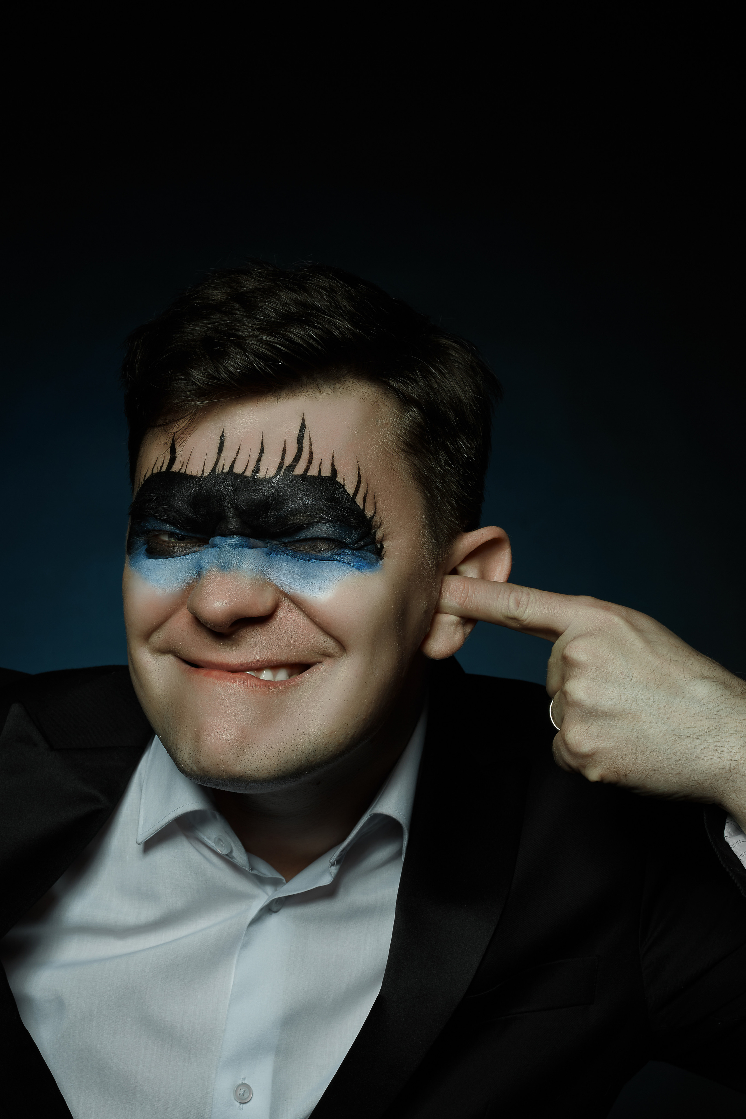 Демонический карьерист работающий в кредитном отделе Банк Желаний 💷💷💷. Свадебный фотограф, портретный фотограф в Москве и Саратове Оксана Анциферова