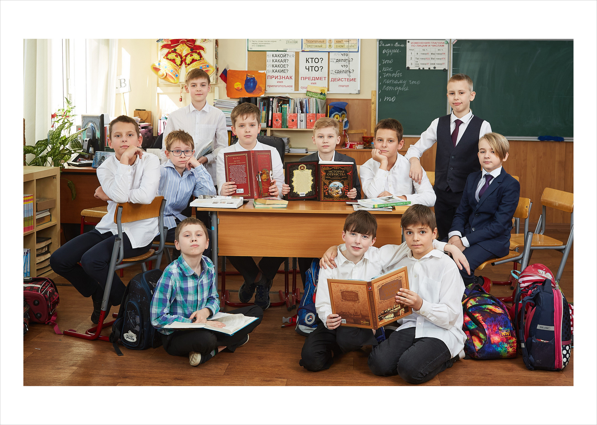 Альбомы за 4400. Школьный фотограф Сергей Беликов