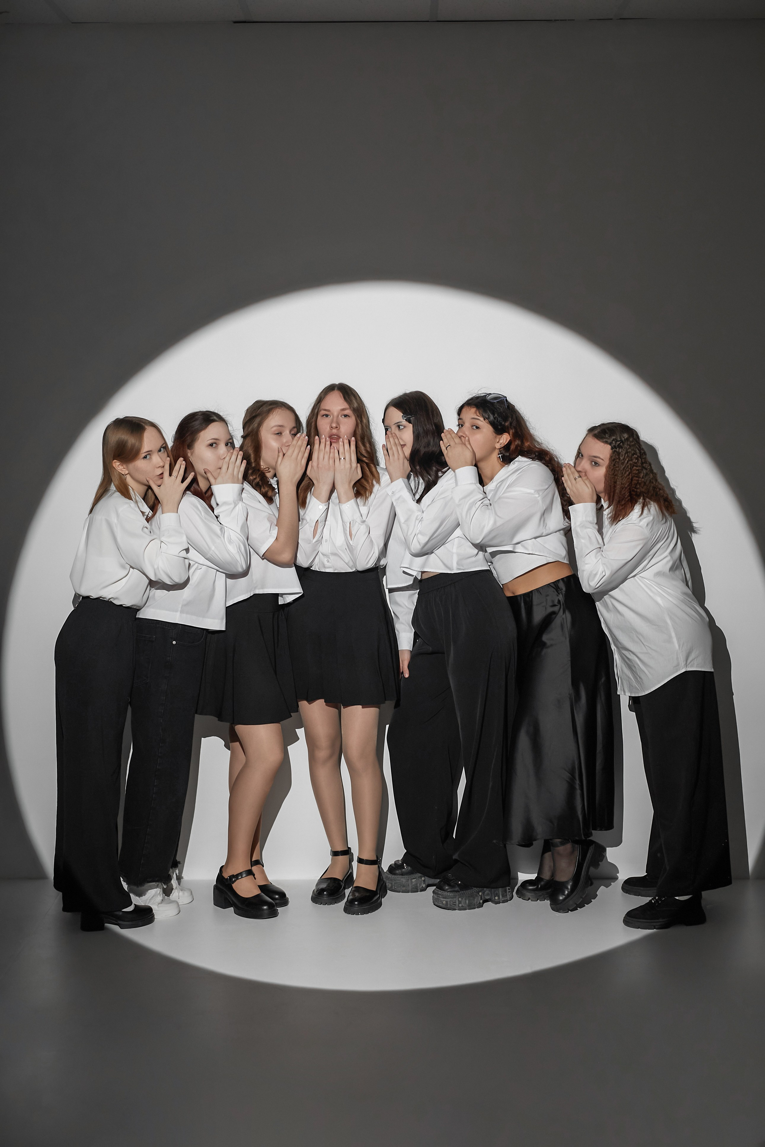 Выпускной альбом «Софиты». Выпускные альбомы в Тюмени для школ, садов, вузов спортивных секций