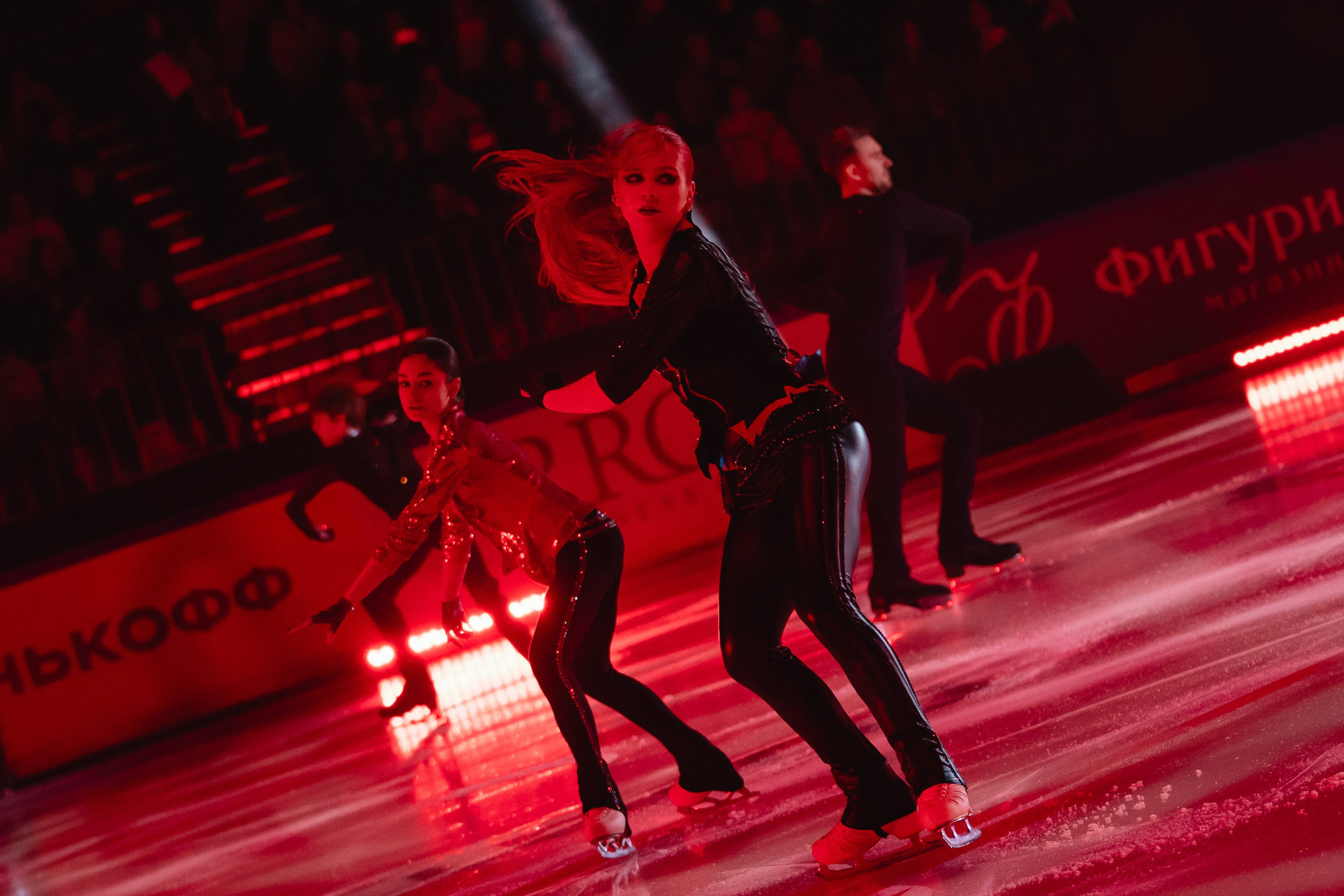 Шоу «Чемпионы на льду» в Новосибирске. Воробьева Ксения — Спортивный и танцевальный фотограф Новосибирск