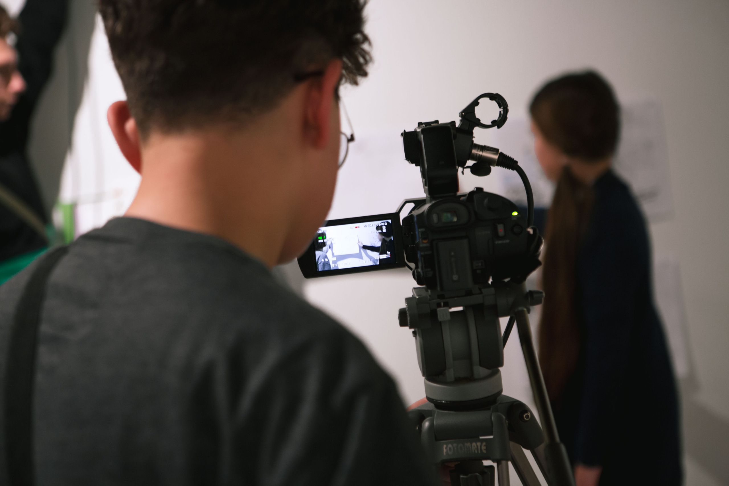 Детская студия «Киношка» г. Москва. Выпускные альбомы и школьный фотограф в Подольске, Троицке, Щербинке, Москве и Московской области