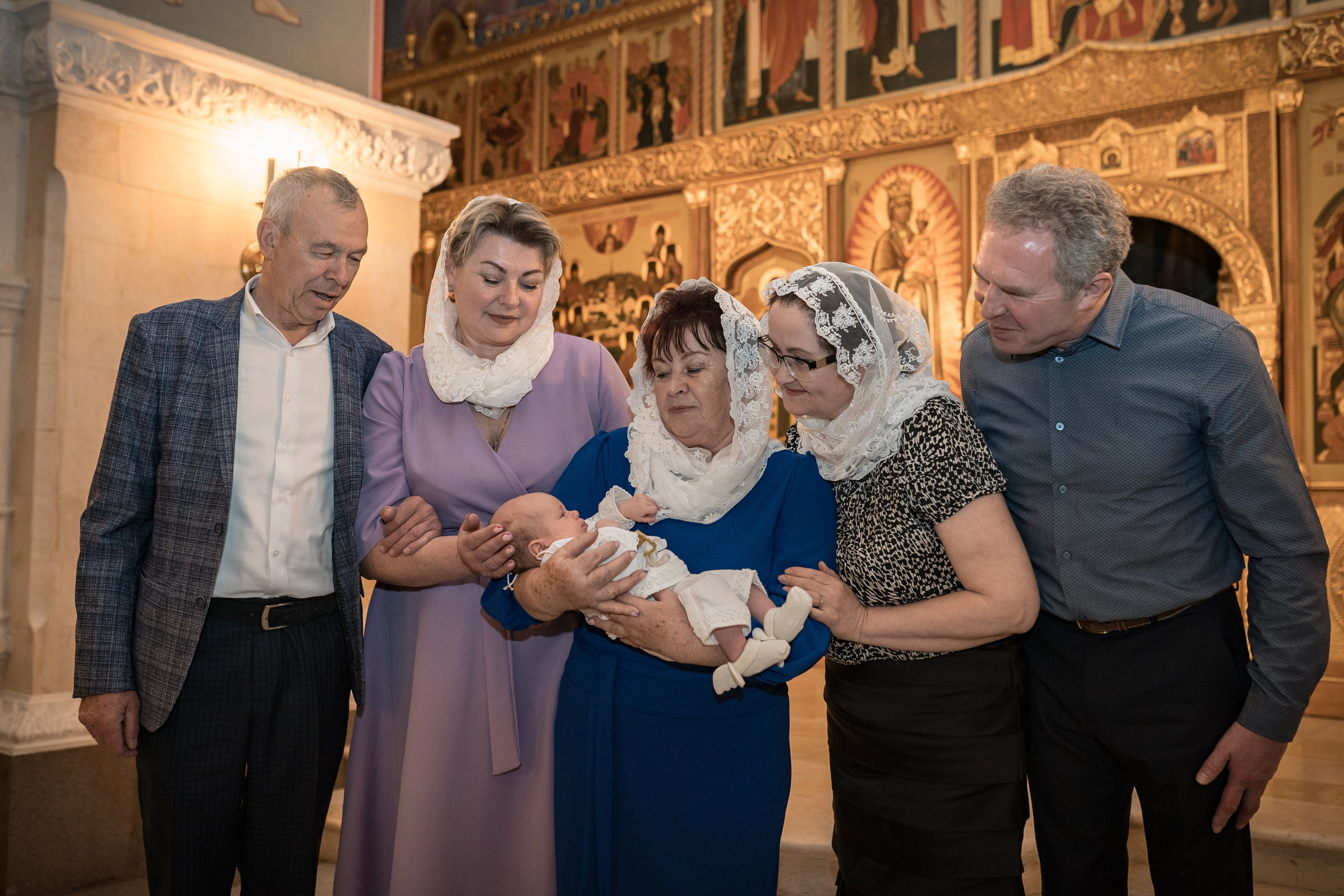Крещение в Храме Христа Спасителя. Фотограф Крещения и Венчания в Москве