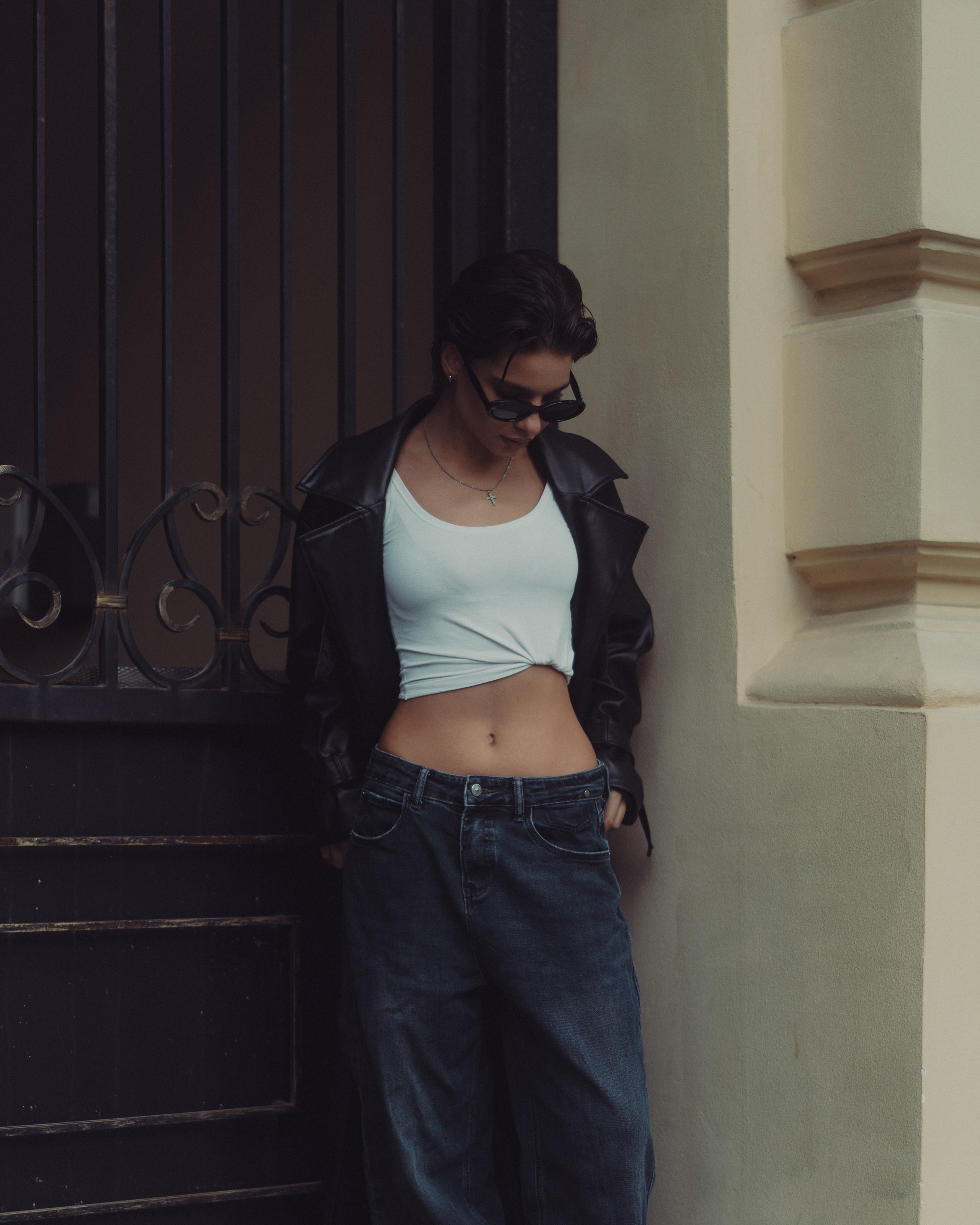 Street female photo shoot in the center of Kazan - Anton Avanzato