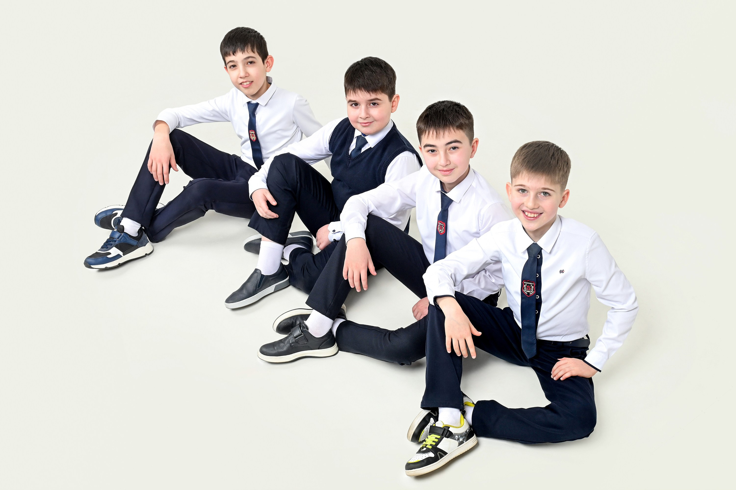 Трюмо. Первая школьная фотостудия Zoom-Zoom в городе Владикавказ