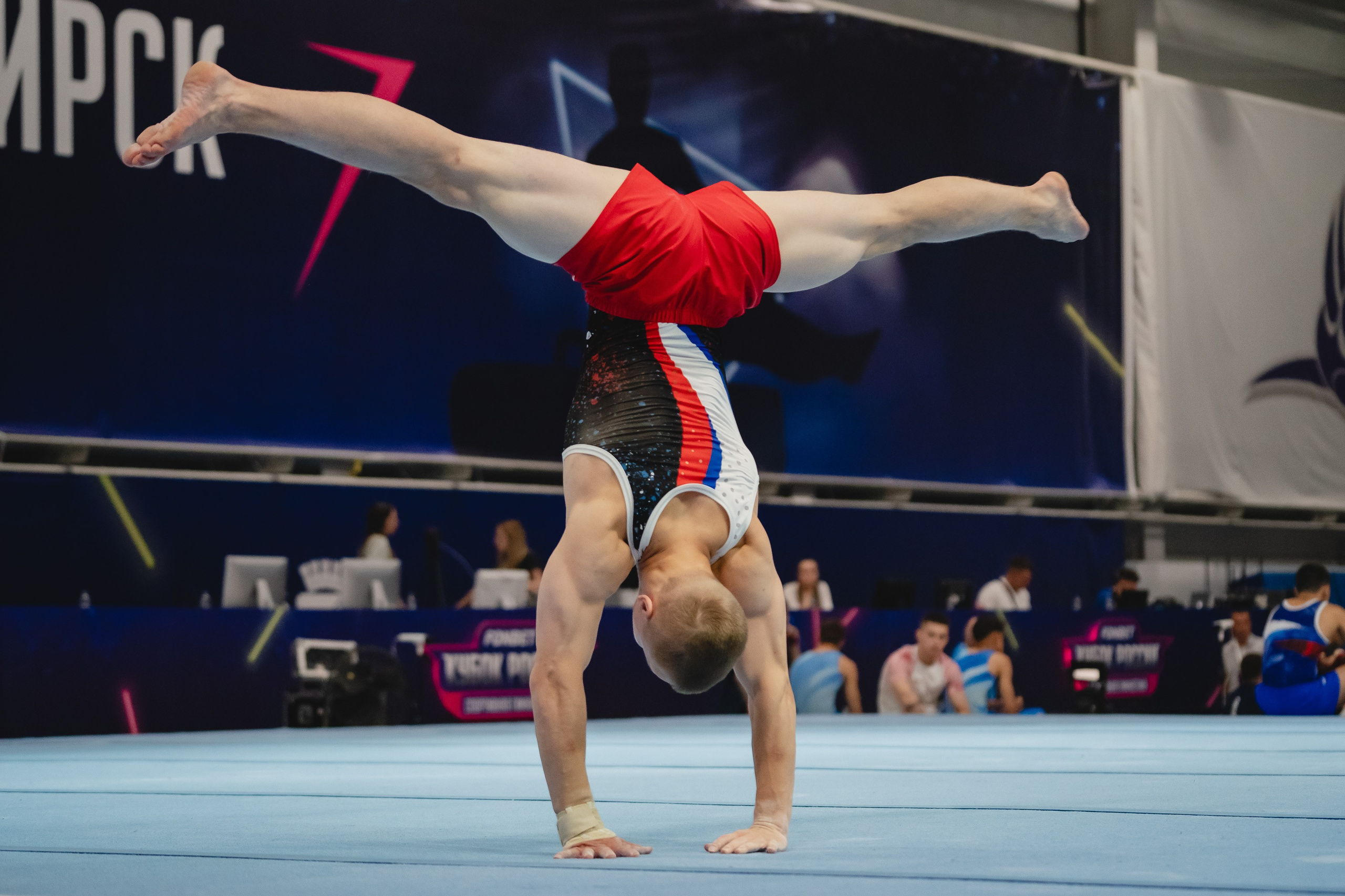 Кубок России по спортивной гимнастике. Воробьева Ксения — Спортивный и танцевальный фотограф Новосибирск