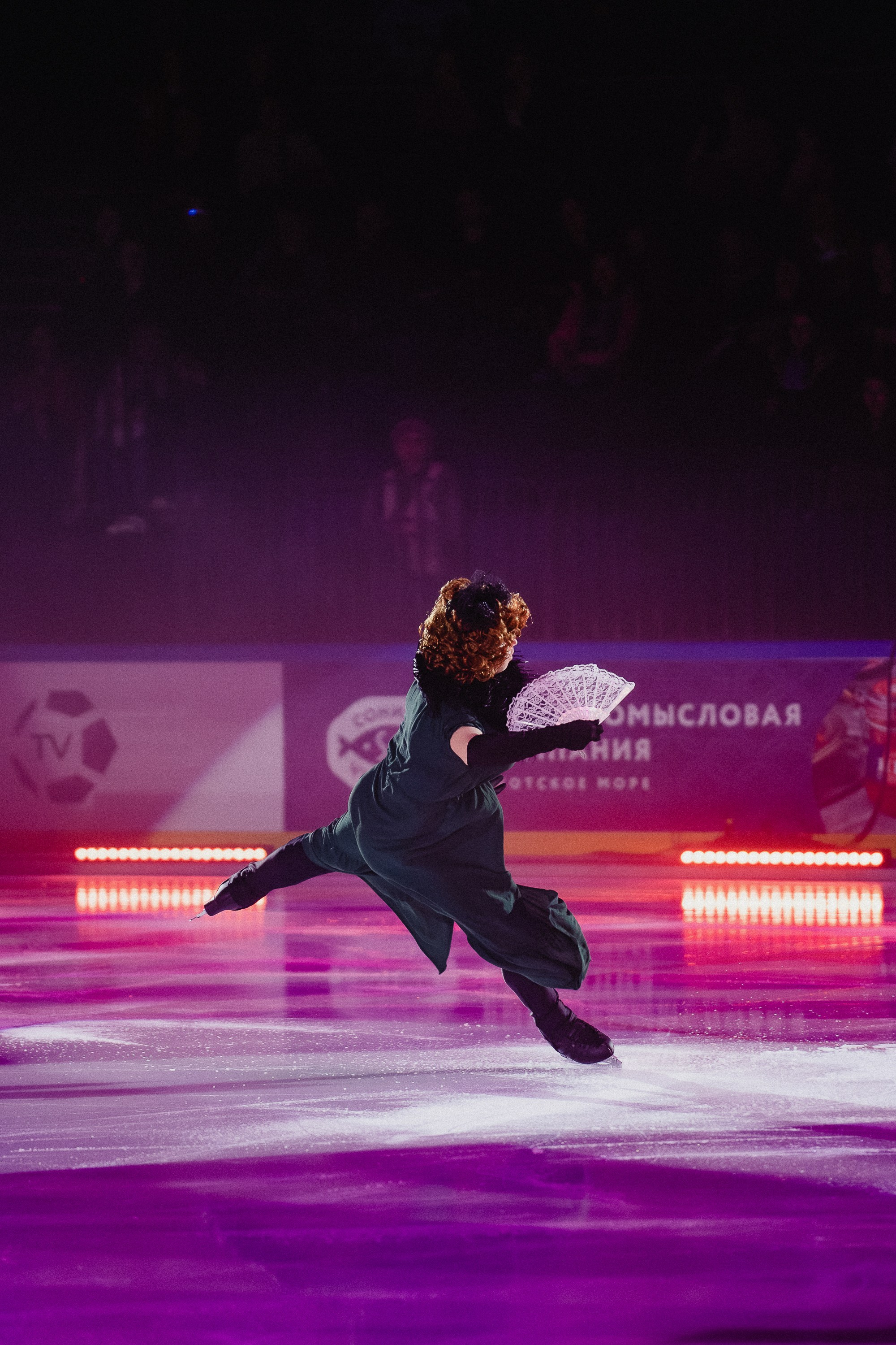 Шоу Этери Тутберидзе в Новосибирске. Воробьева Ксения — Спортивный и танцевальный фотограф Новосибирск