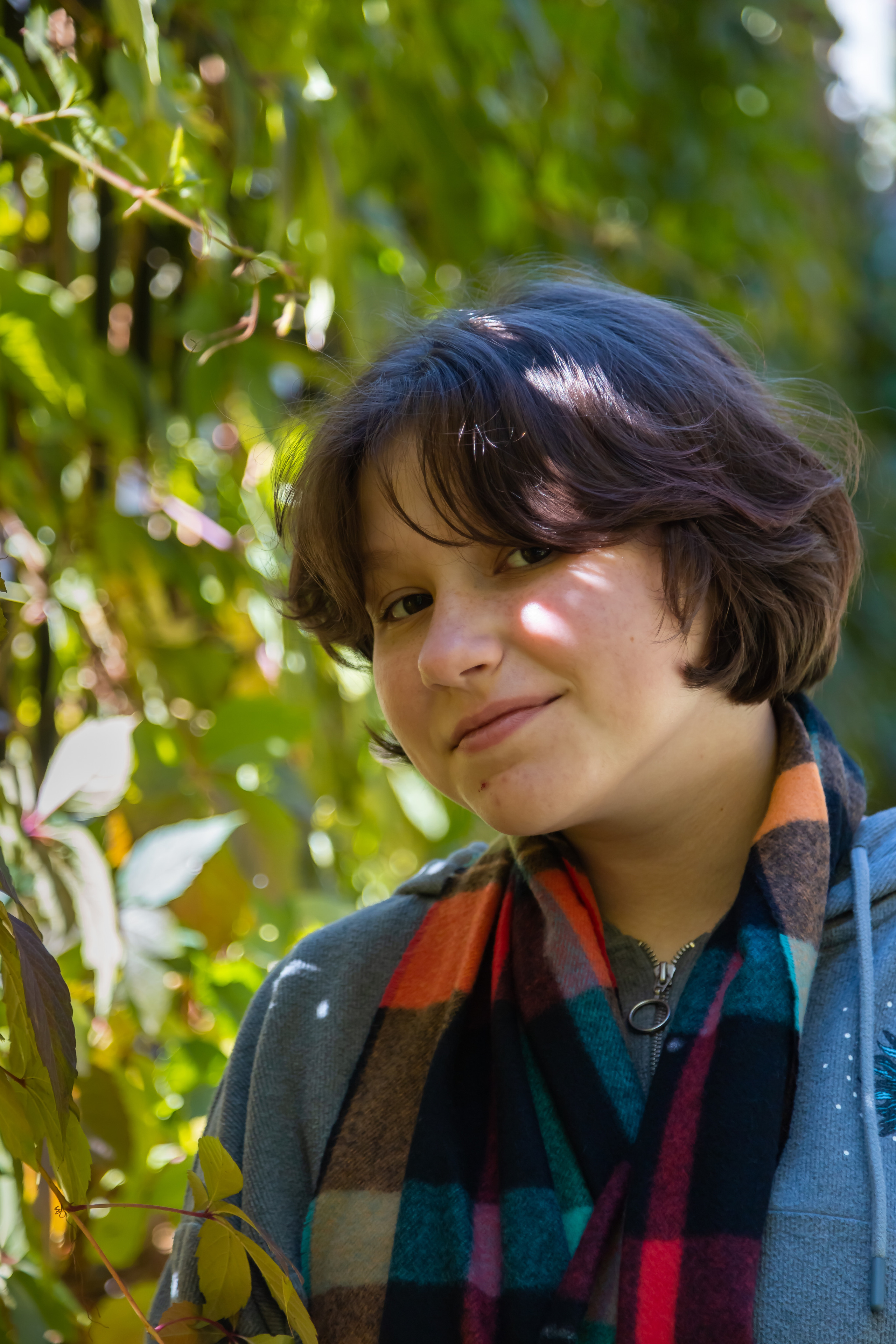 Мама и дочь — фотопикник и фотопрогулка по набережной реки Салгир г. Симферополь. Фотограф в Симферополе и Крыму — Мария СветоЯра Дмитриева | Индивидуальные и семейные съёмки