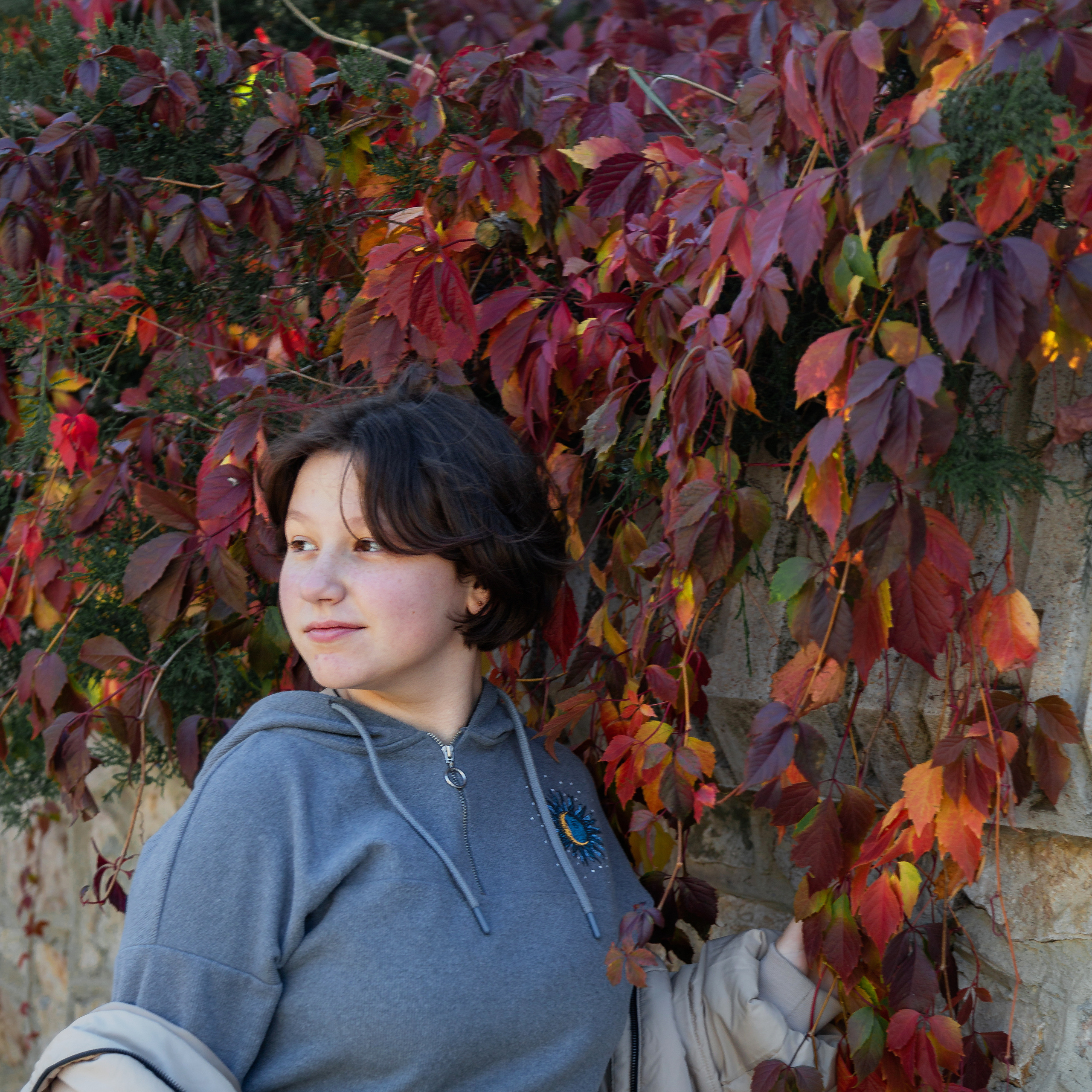 Мама и дочь — фотопикник и фотопрогулка по набережной реки Салгир г. Симферополь. Фотограф в Симферополе и Крыму — Мария СветоЯра Дмитриева | Индивидуальные и семейные съёмки