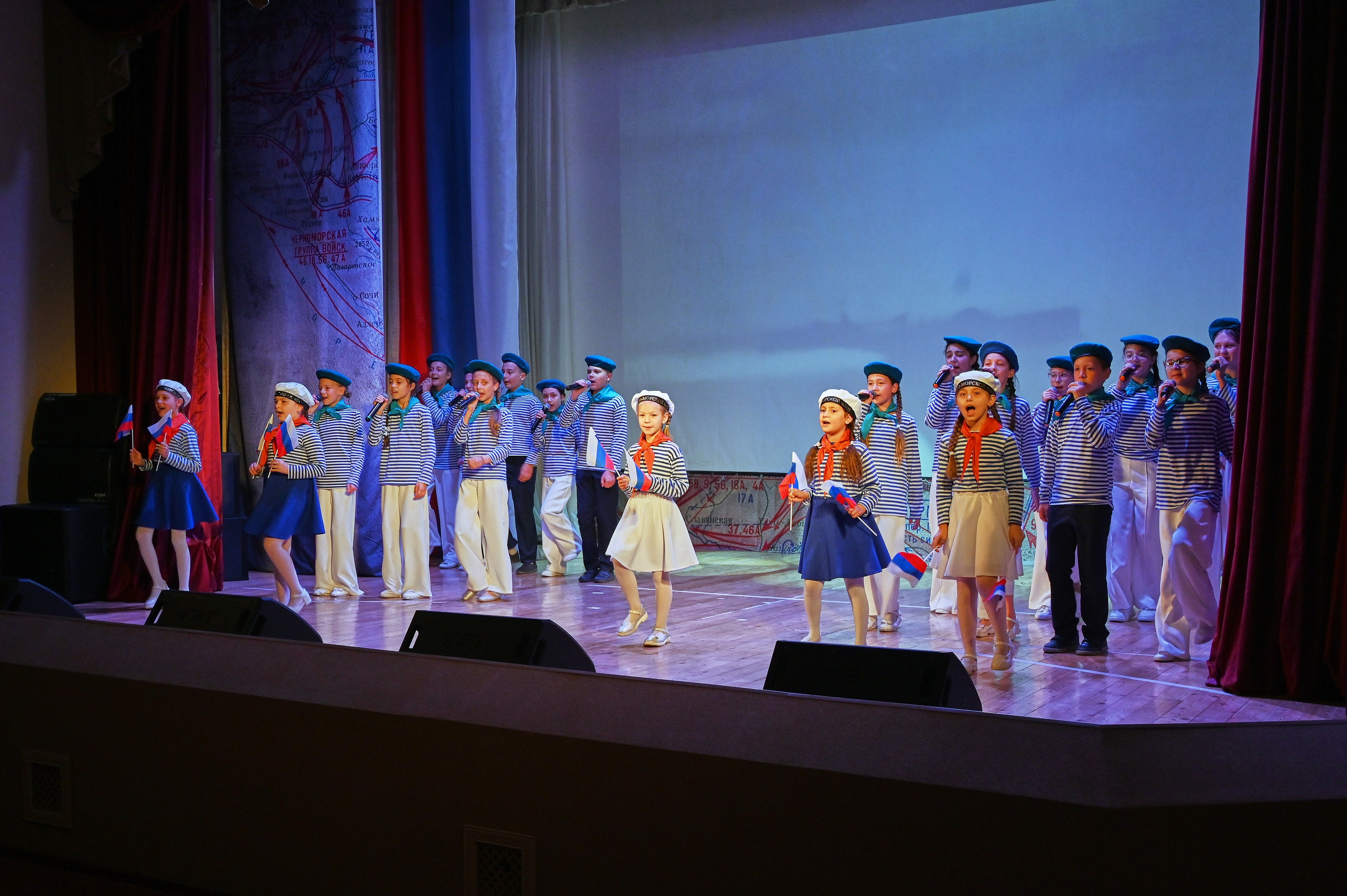 9 мая в ДК КАбардинки. Жизнь курорта Кабардинка в фотографиях