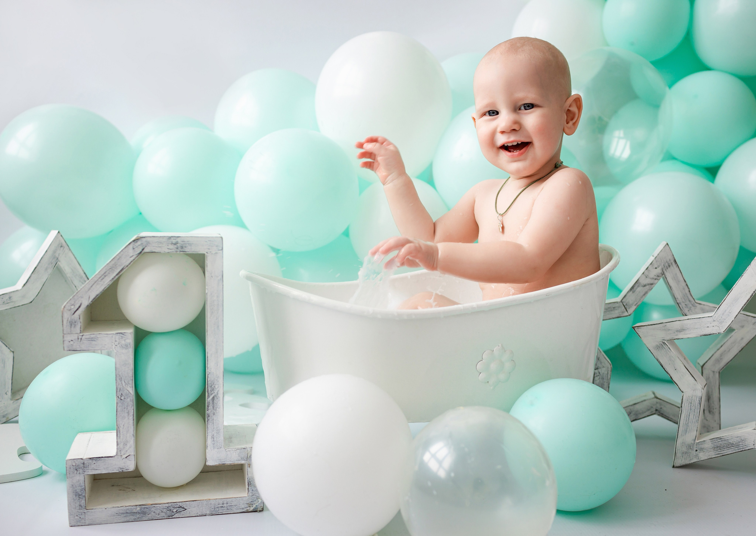 Фотосессия малышей до 1 года (3-6 мес, 6-9 мес, с 9-12 мес). Фотостудия для новорожденных и малышей в Твери — «На ручках»