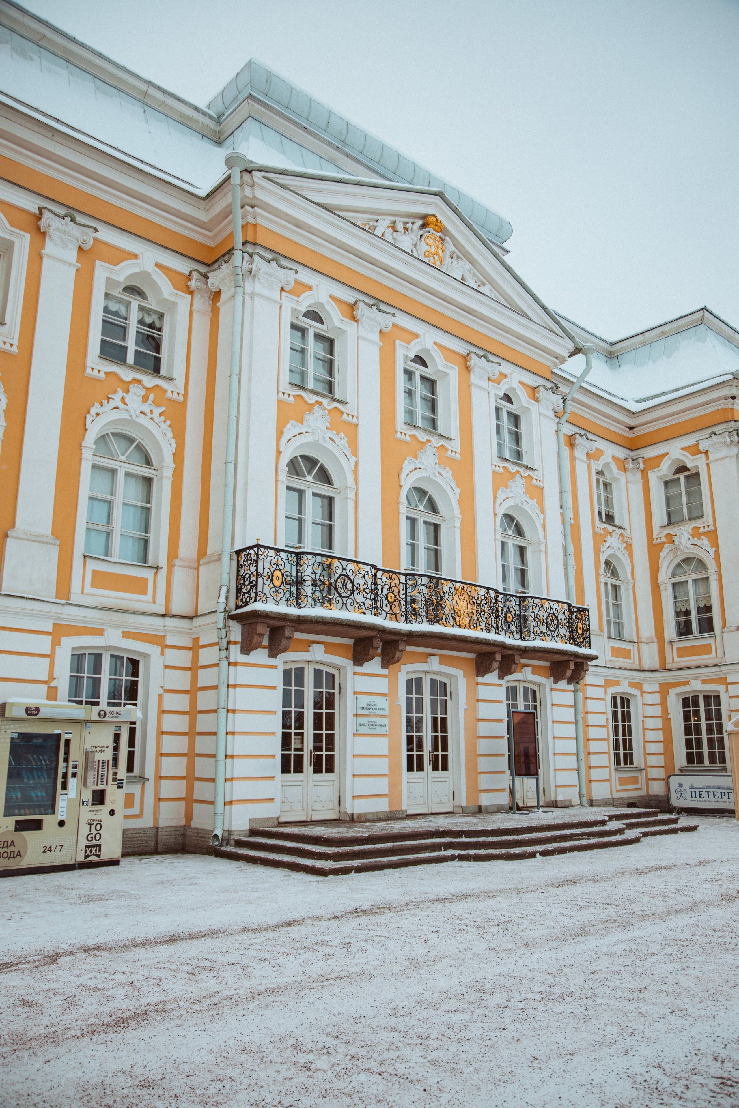 ФОТОСЕССИЯ В ПЕТЕРГОФЕ. ГДЕ СНИМАТЬ В ПЕТЕРГОФЕ