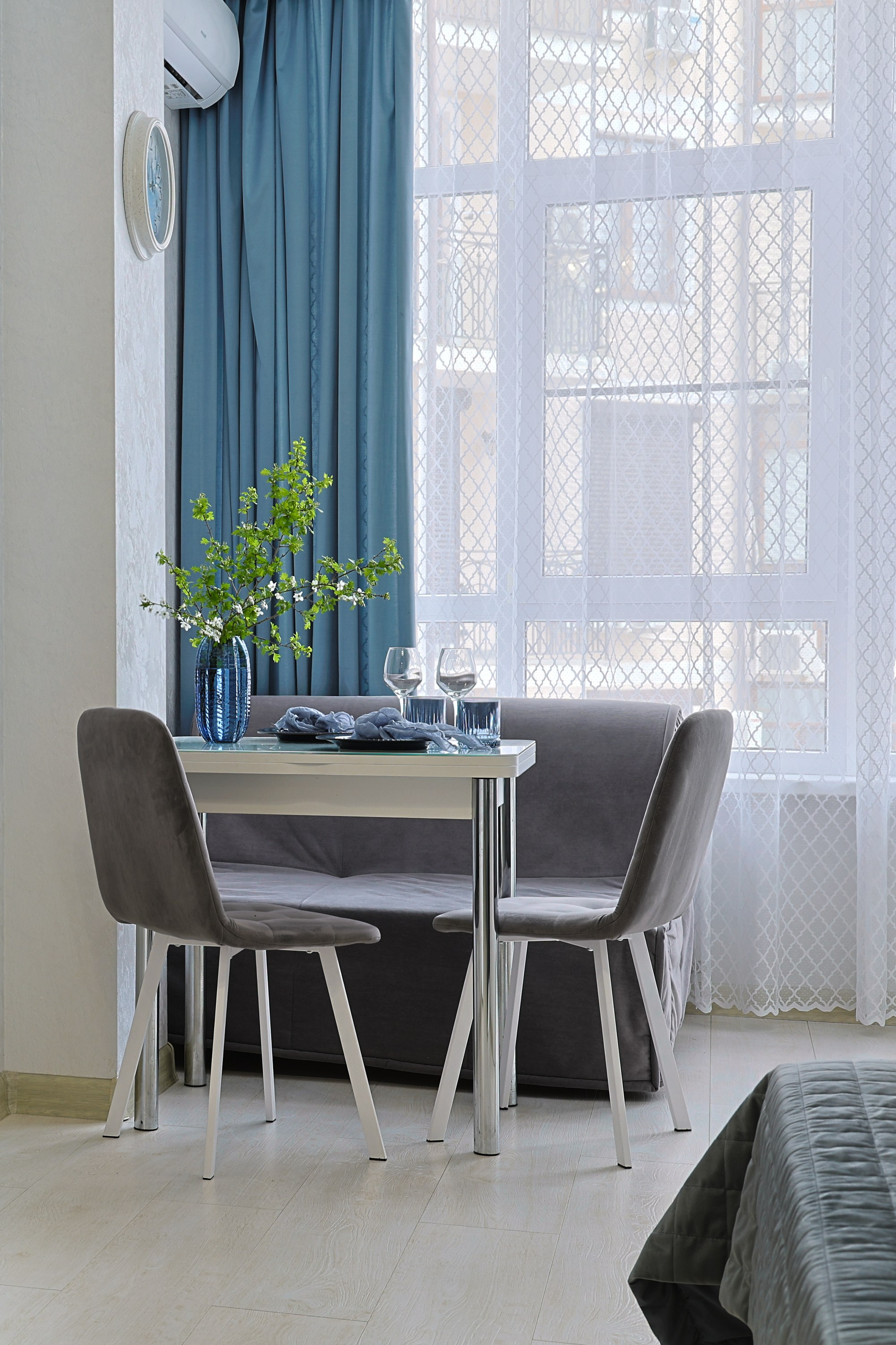 Подготовка к съёмке и фото студии в Геленджике для посуточной аренды. Интерьерная съёмка и подготовка недвижимости к аренде/продаже. Геленджик, Краснодарский край — Юлия Софронова, Art Sea Homes