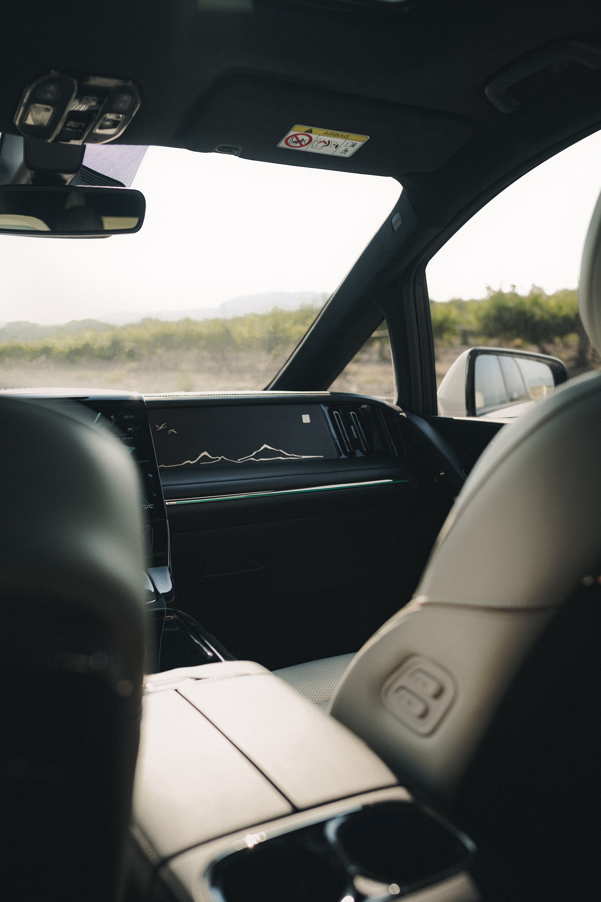 Сотрудничество с GAC Motor. Флагманы модельного ряда 2025: M8 & GS8 Dragon HEV. Фотограф Илья К. в Москве