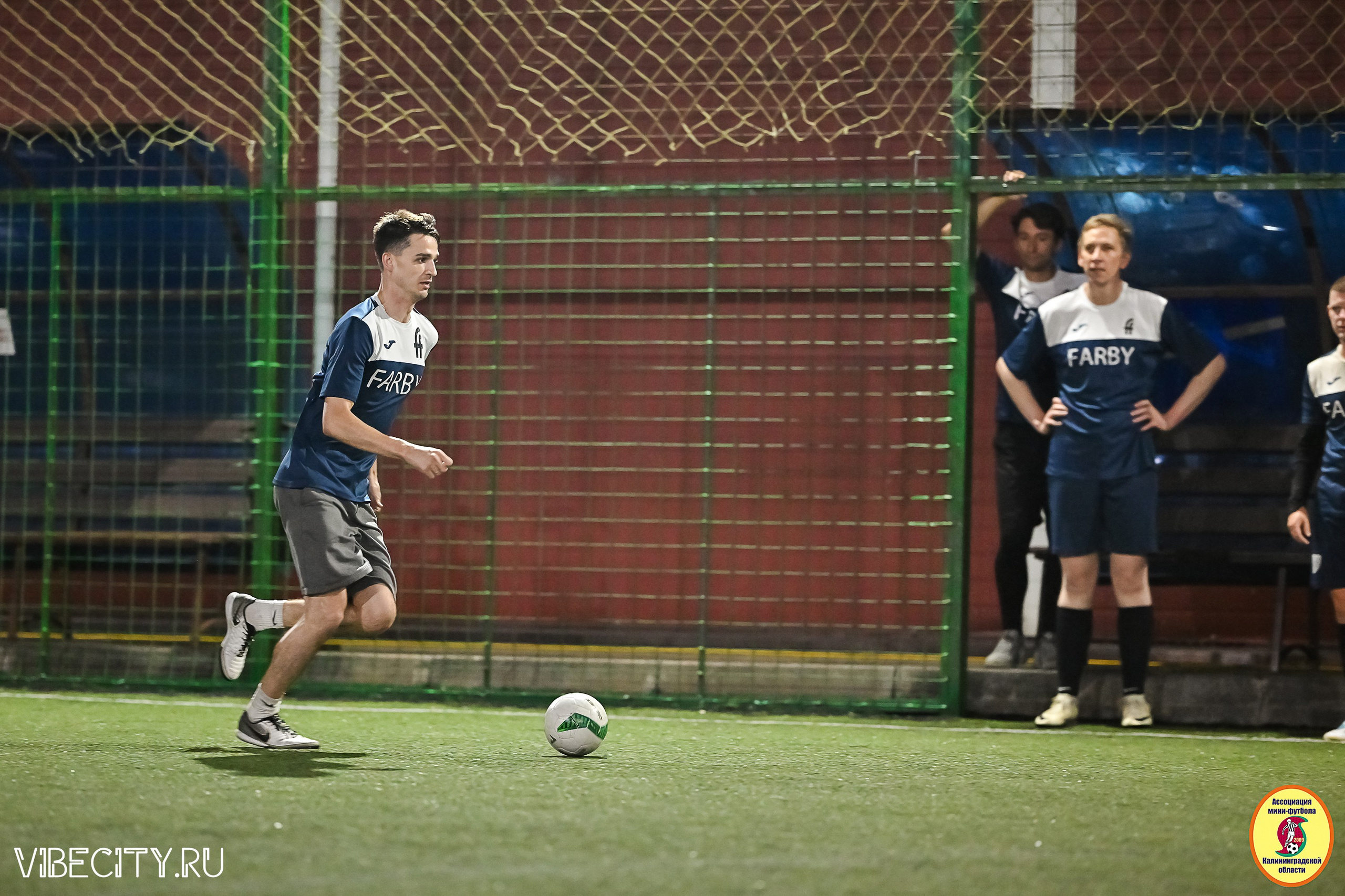 ИГРЫ МИНИ-ФУТБОЛЬНОЙ И КОРПОРАТИВНОЙ ЛИГИ. VIBECITY.RU Вайб Сити Ру Фоторепортажи Фотоотчеты Калининград