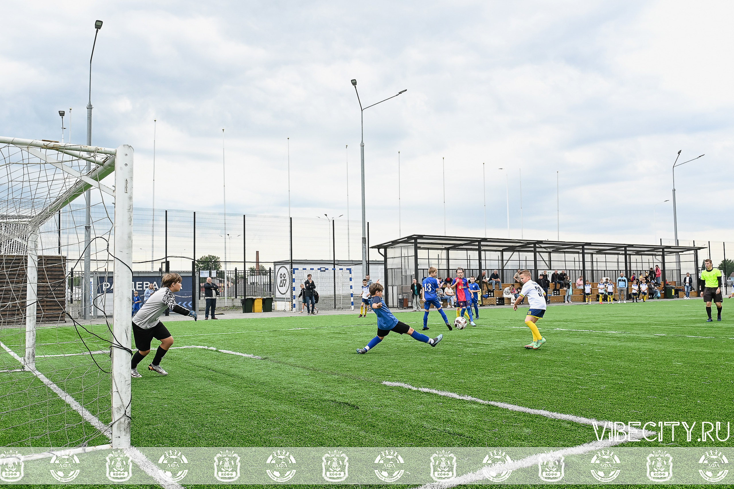 Калининградская Детская Футбольная Лига. VIBECITY.RU Вайб Сити Ру Фоторепортажи Фотоотчеты Калининград