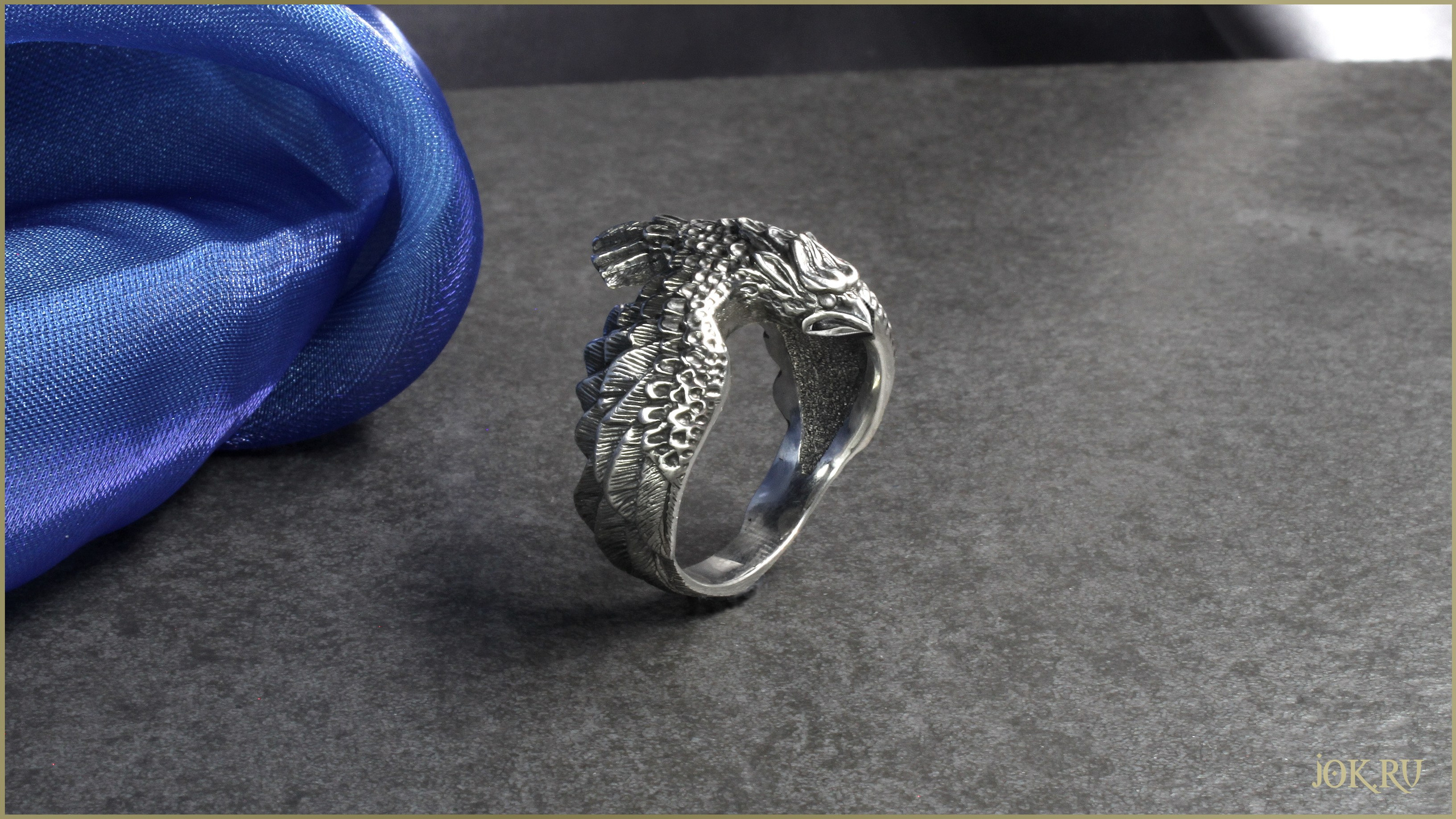 Ювелирная мастерская Joker-studio. Мужские кольца на заказ, перстни и подвески с соколом и другими птицами.