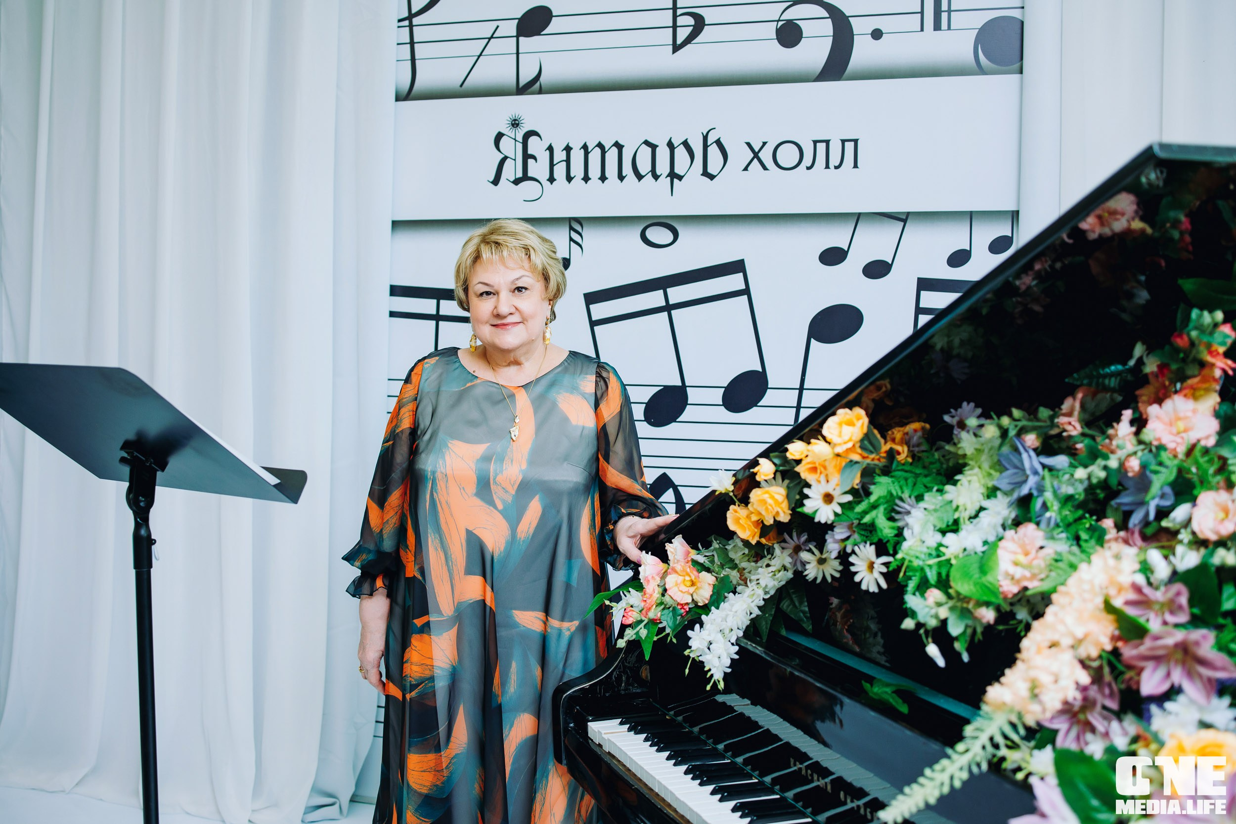Концерт 8 марта в Янтарь холл. One Media Life: фоторепортажи, фотоотчеты с мероприятий и заведений