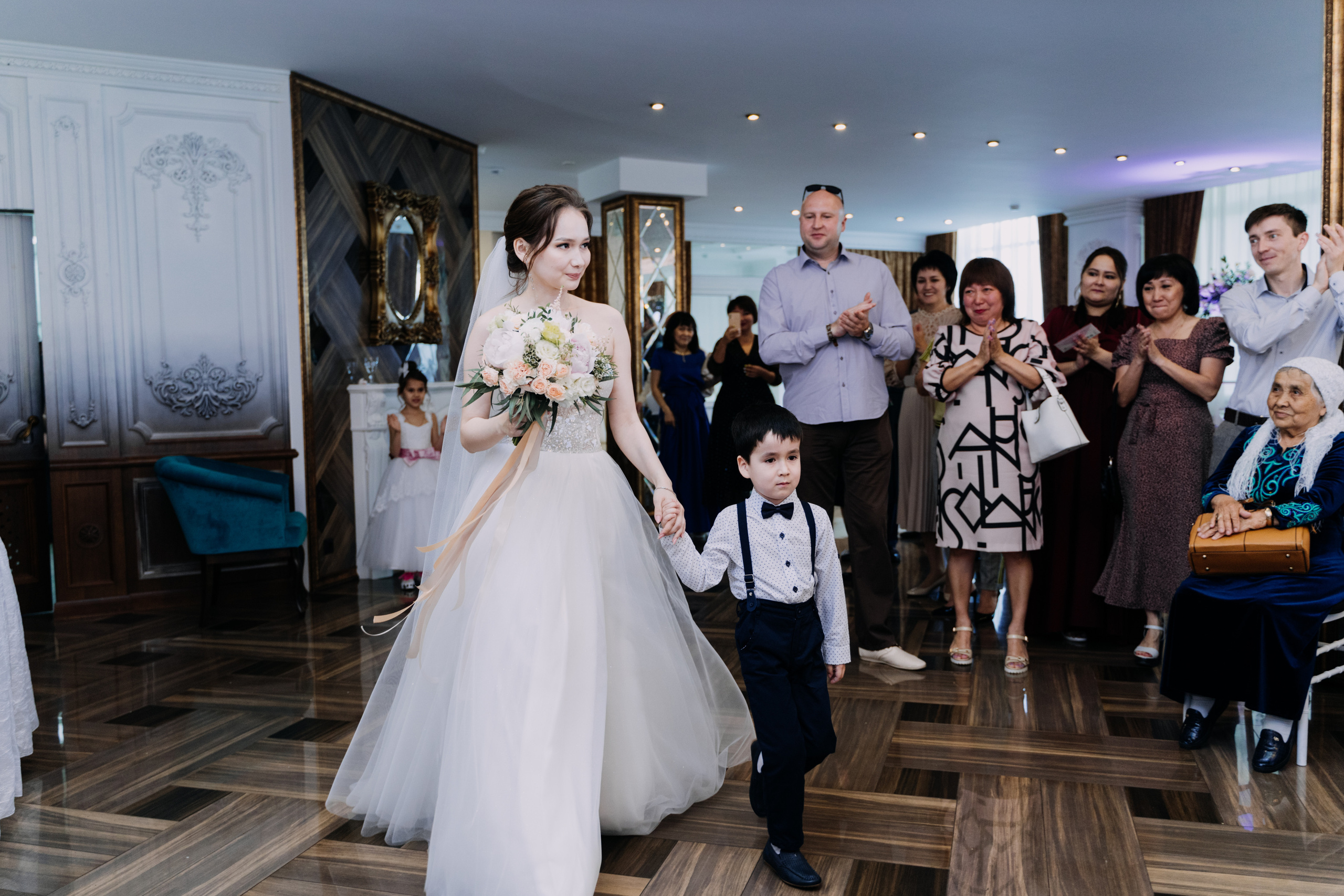 История свадебного дня Саши и Эльвира. Фотограф в Мурманске, Североморске и Санкт-Петербурге Валерия Козлова