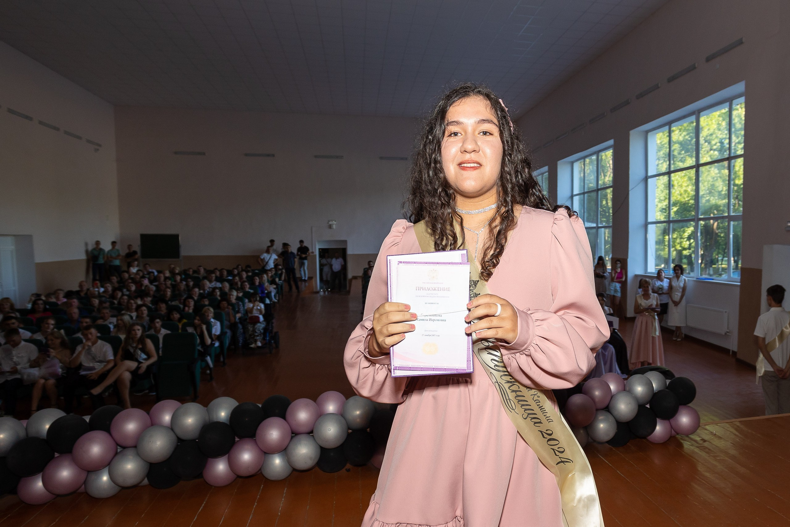 Вручение аттестата 2024 г. Выпускные альбомы Майкоп, Краснодар Елена Золотарева