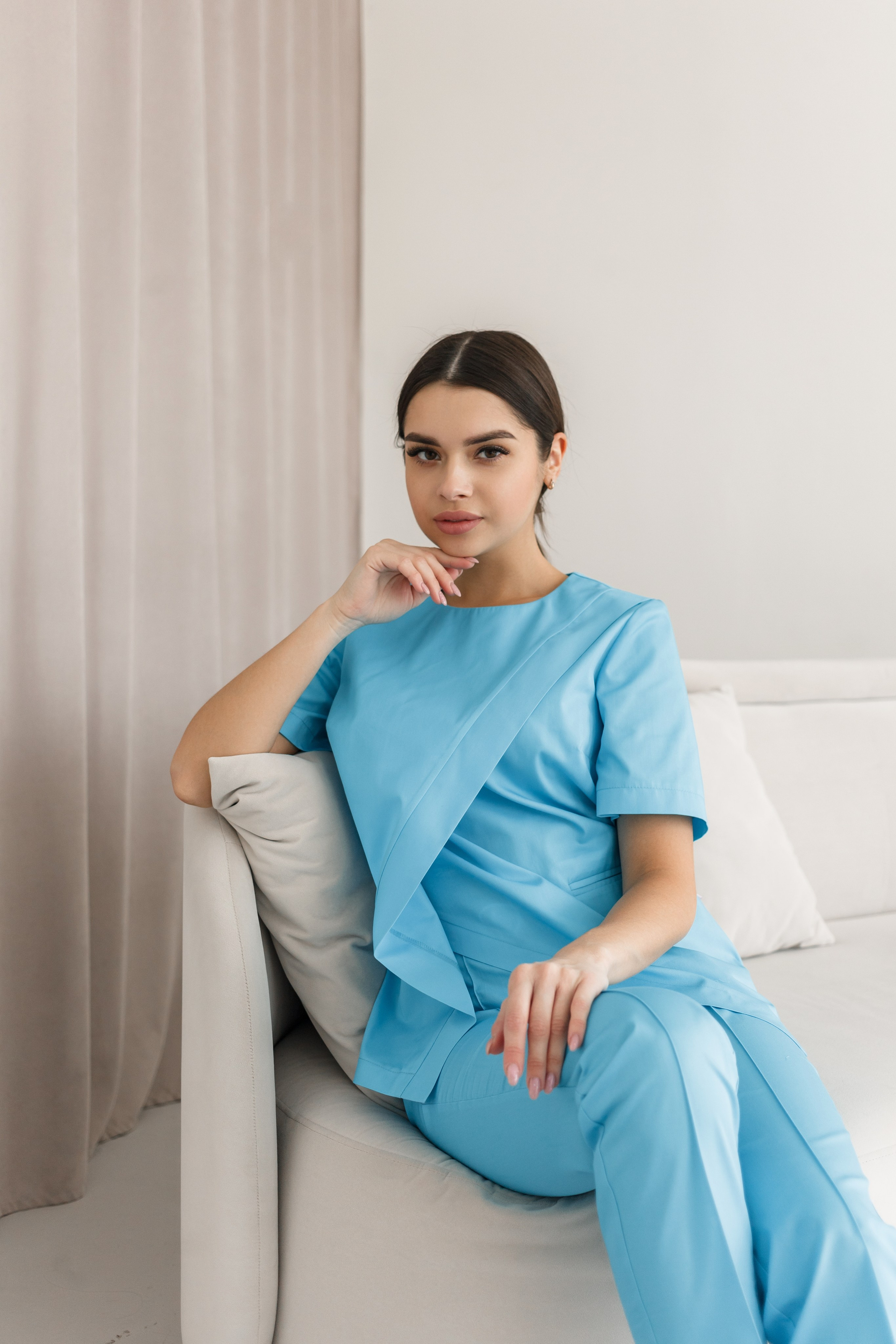 Каталожная съёмка для бренда медицинской одежды. КОНТЕНТ ФОТОГРАФ