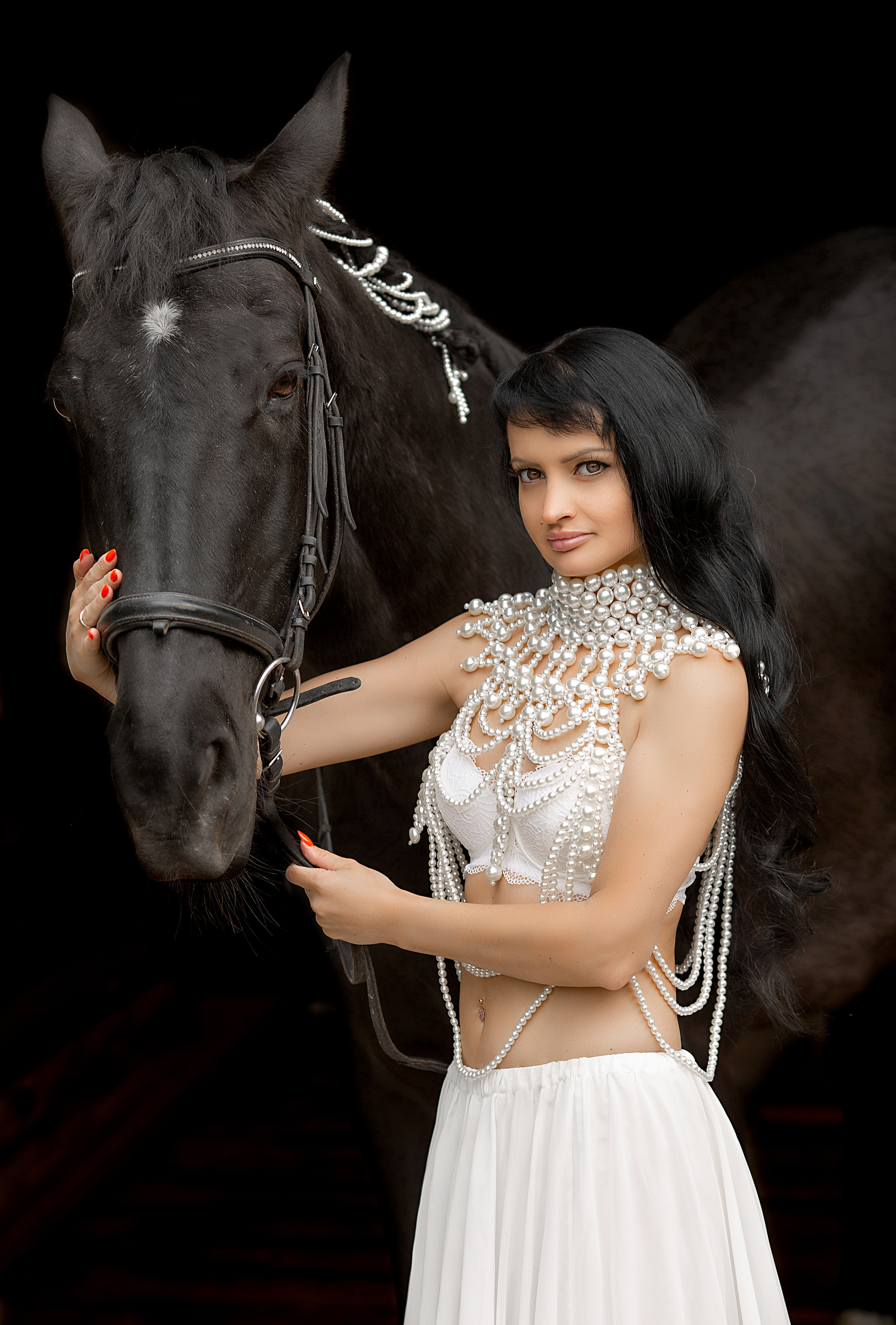 Диана и Жасмин 22.06.22. Фотосессия с лошадьми в Нижнем Новгороде