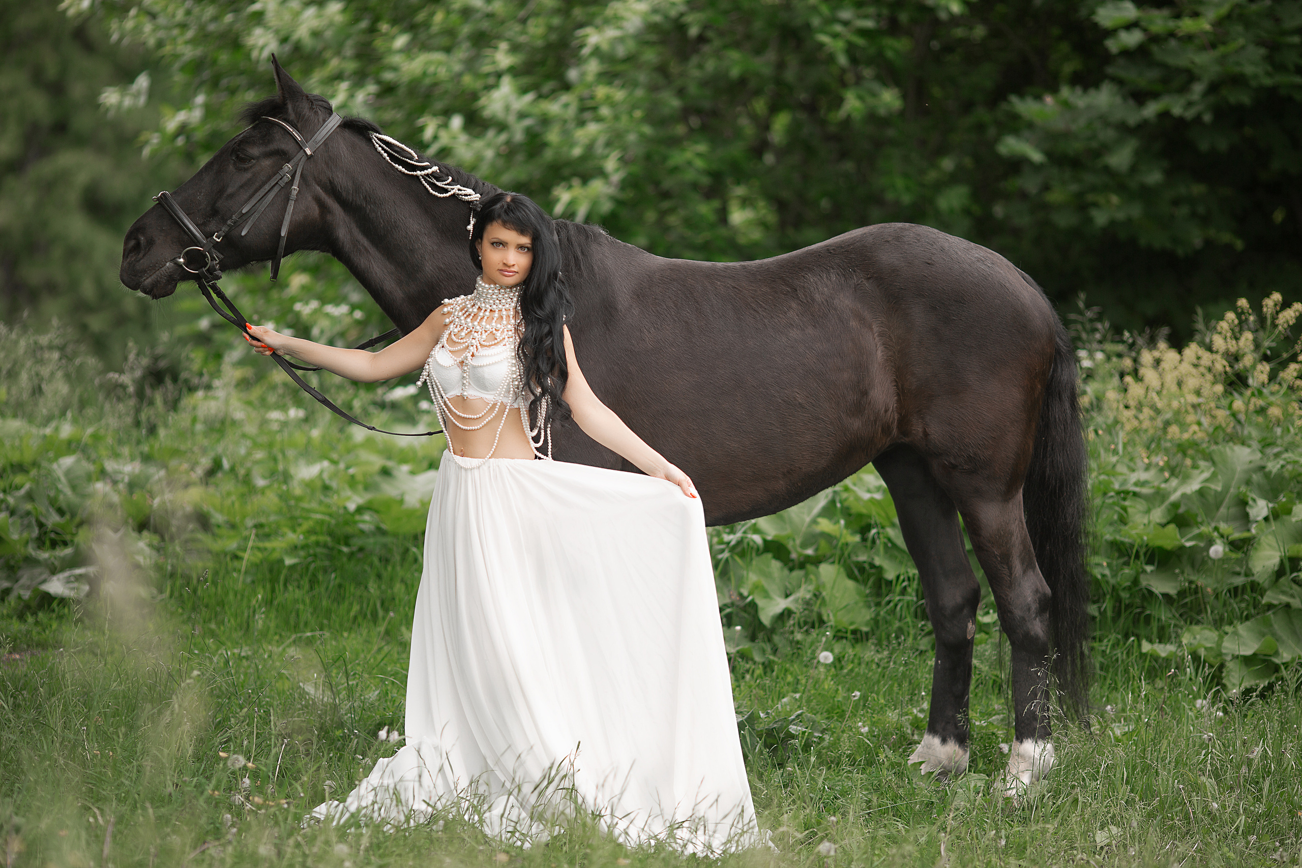 Диана и Жасмин 22.06.22. Фотосессия с лошадьми в Нижнем Новгороде