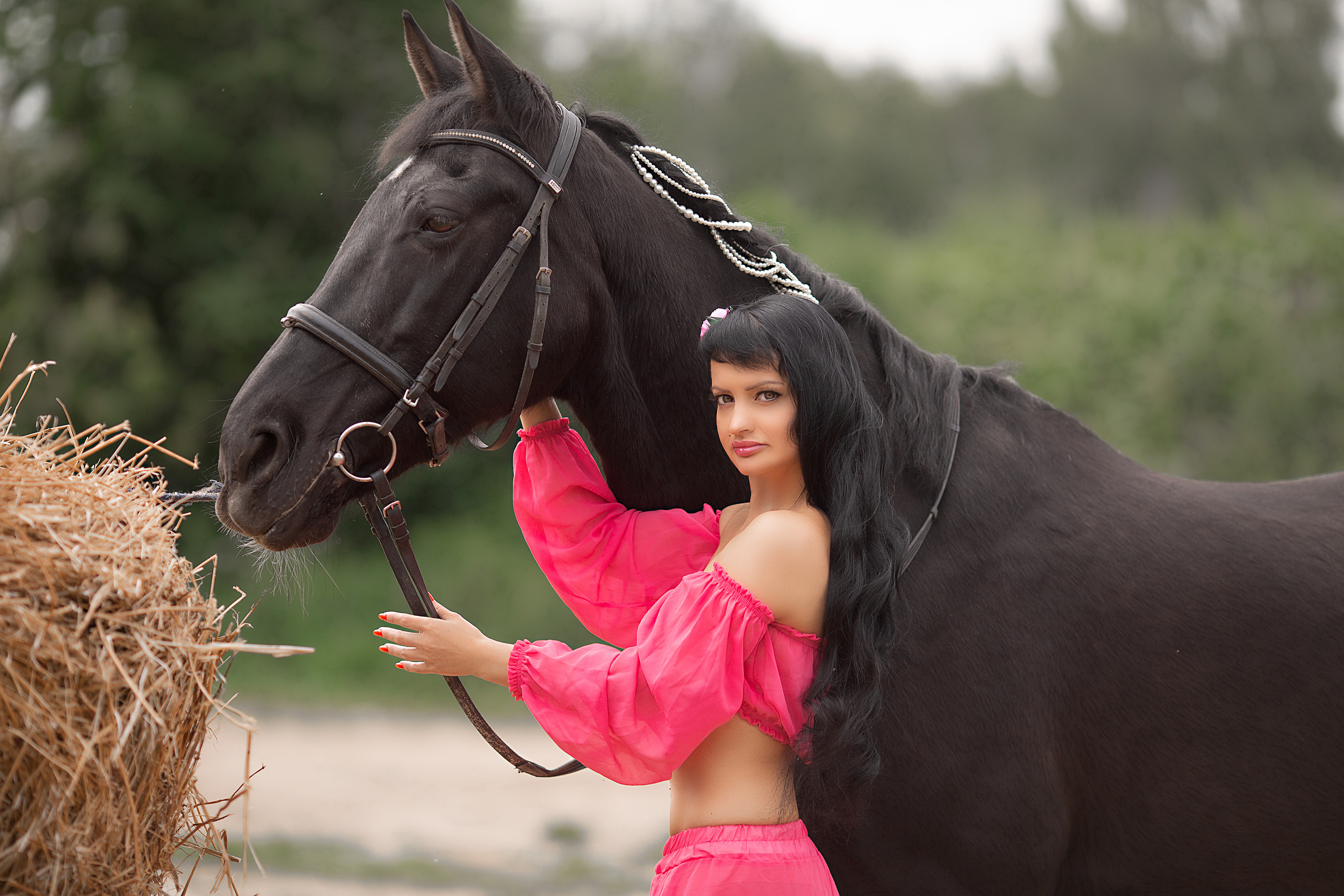 Диана и Жасмин 22.06.22. Фотосессия с лошадьми в Нижнем Новгороде