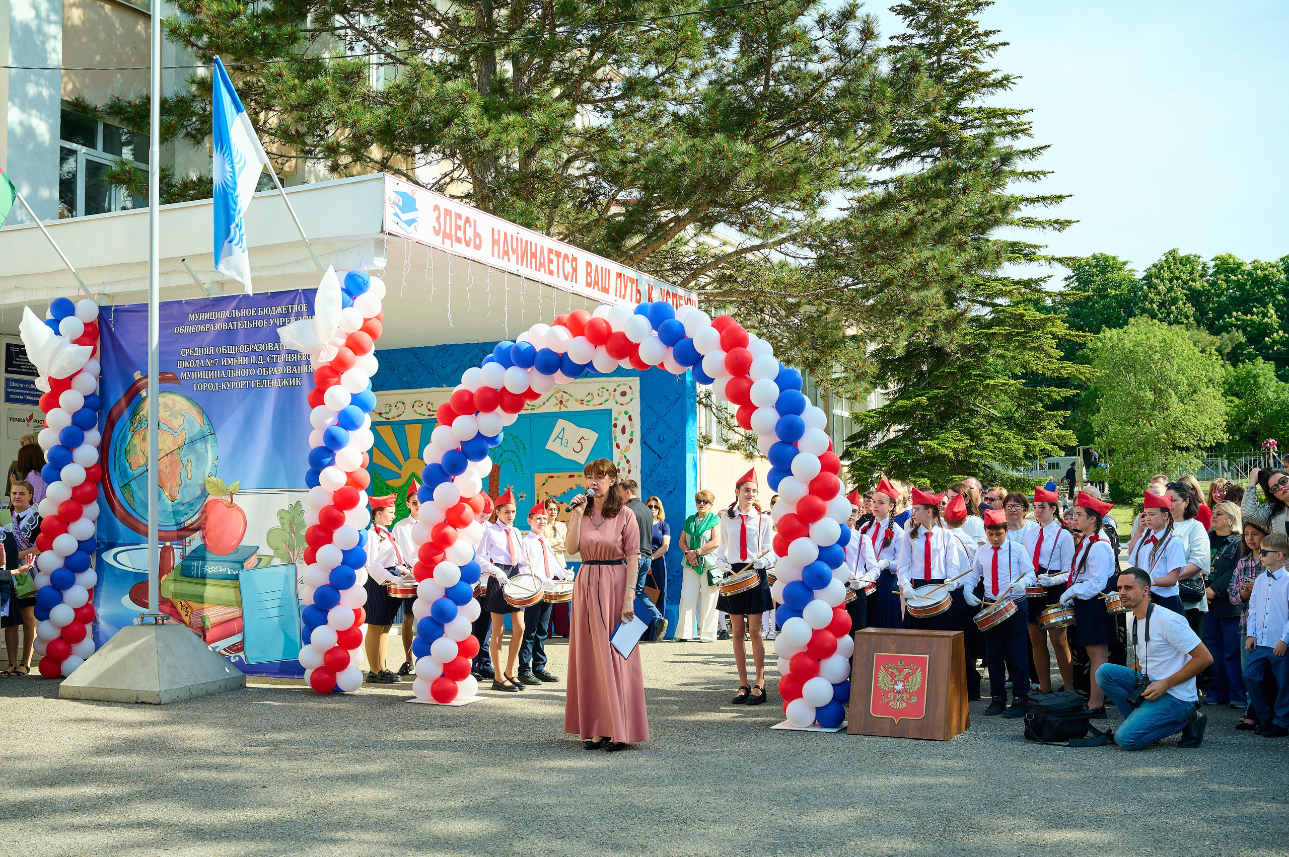 Последний звонок 2025. Жизнь курорта Кабардинка в фотографиях
