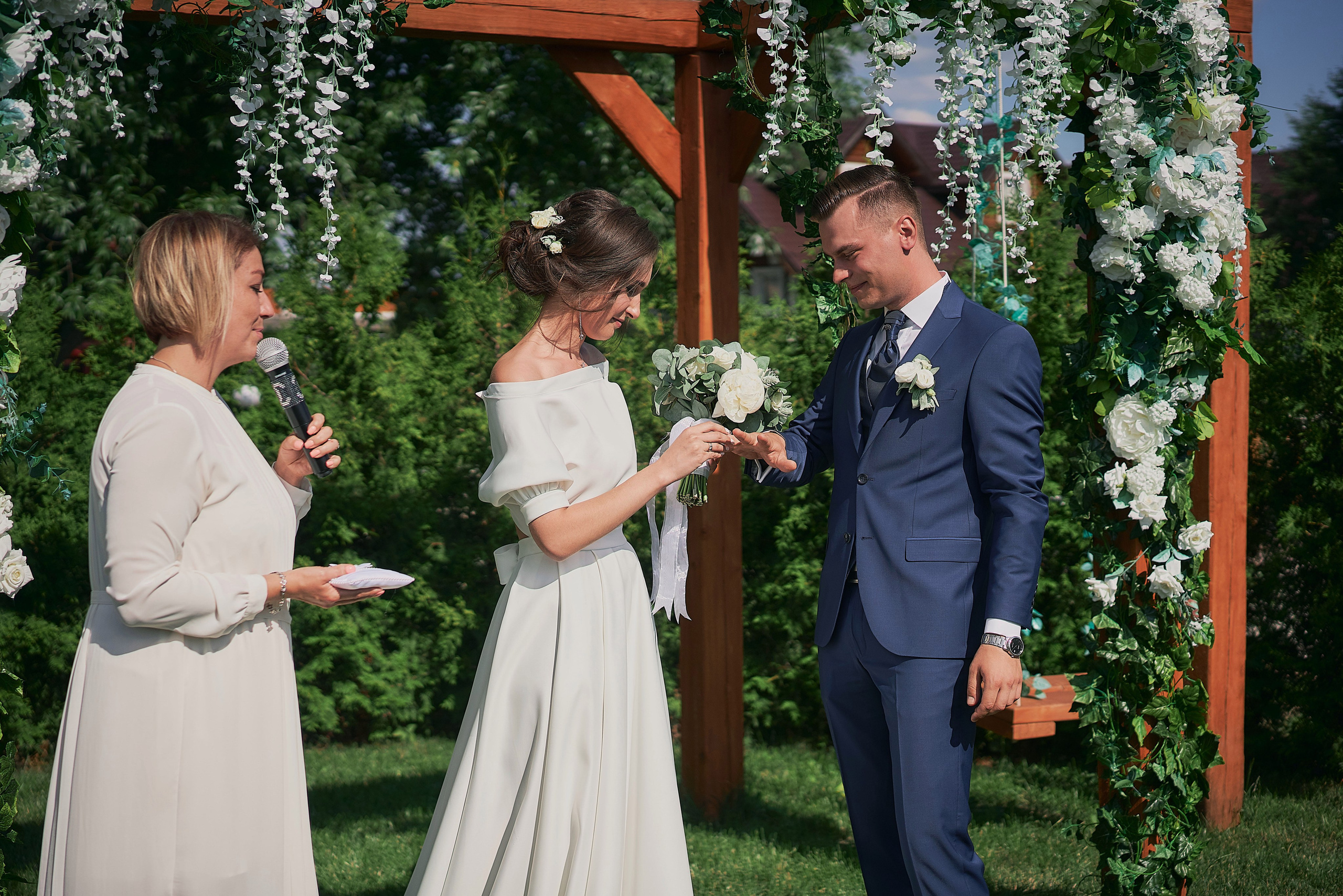 Свадебная Фотосессия Ирины и Сергея в загородном клюбе Лачи