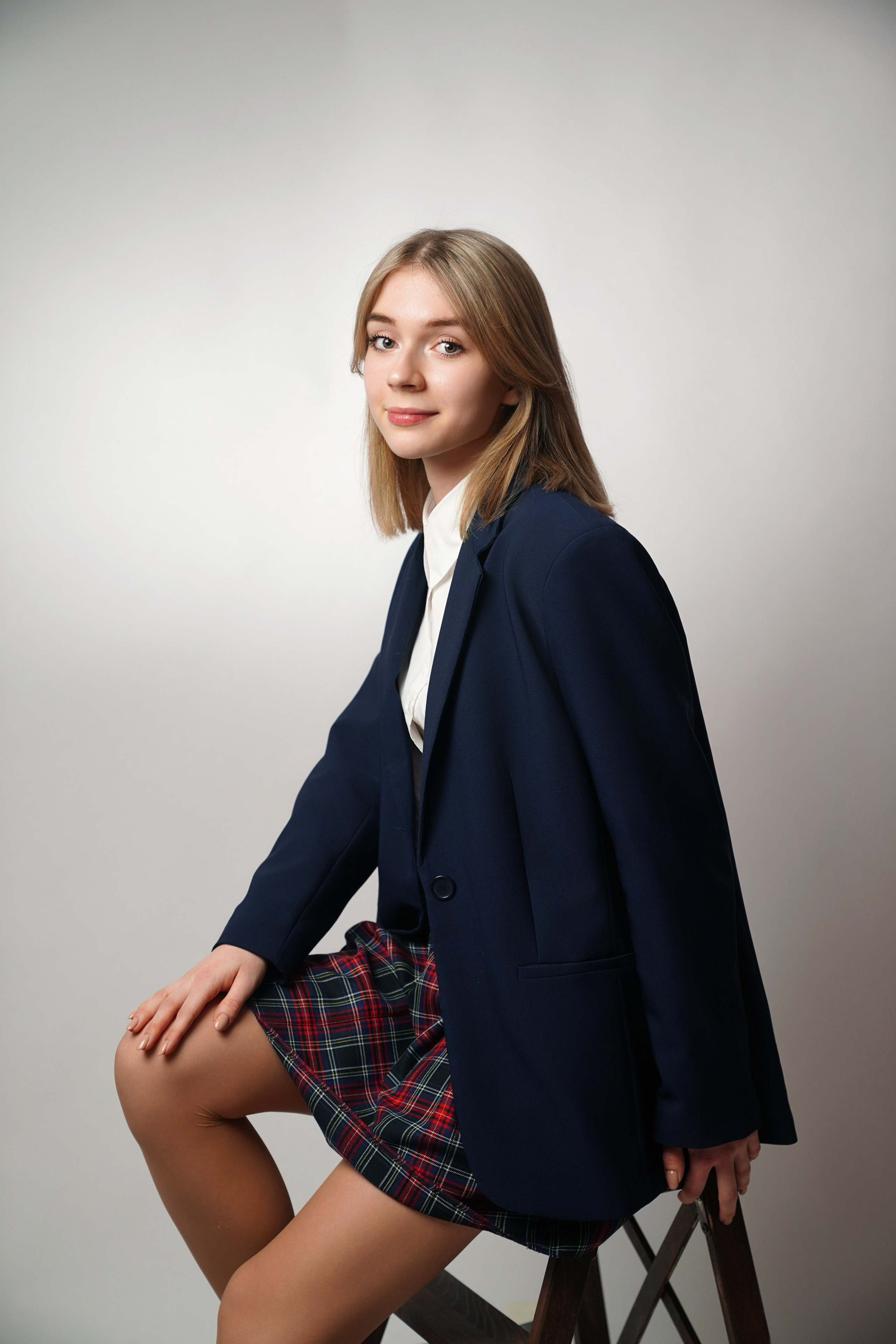 Стиль портрета в студии. GOTRA — выпускные альбомы в Тюмени