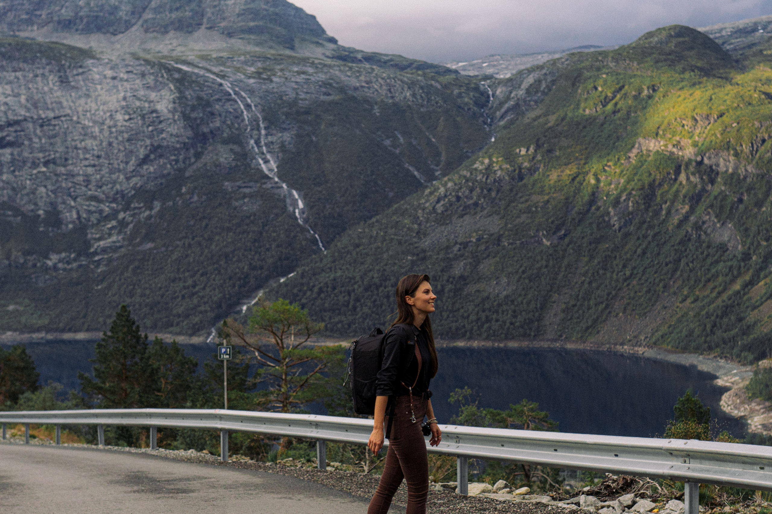 Norway Trolltunga. Elopement Wedding Photographer
