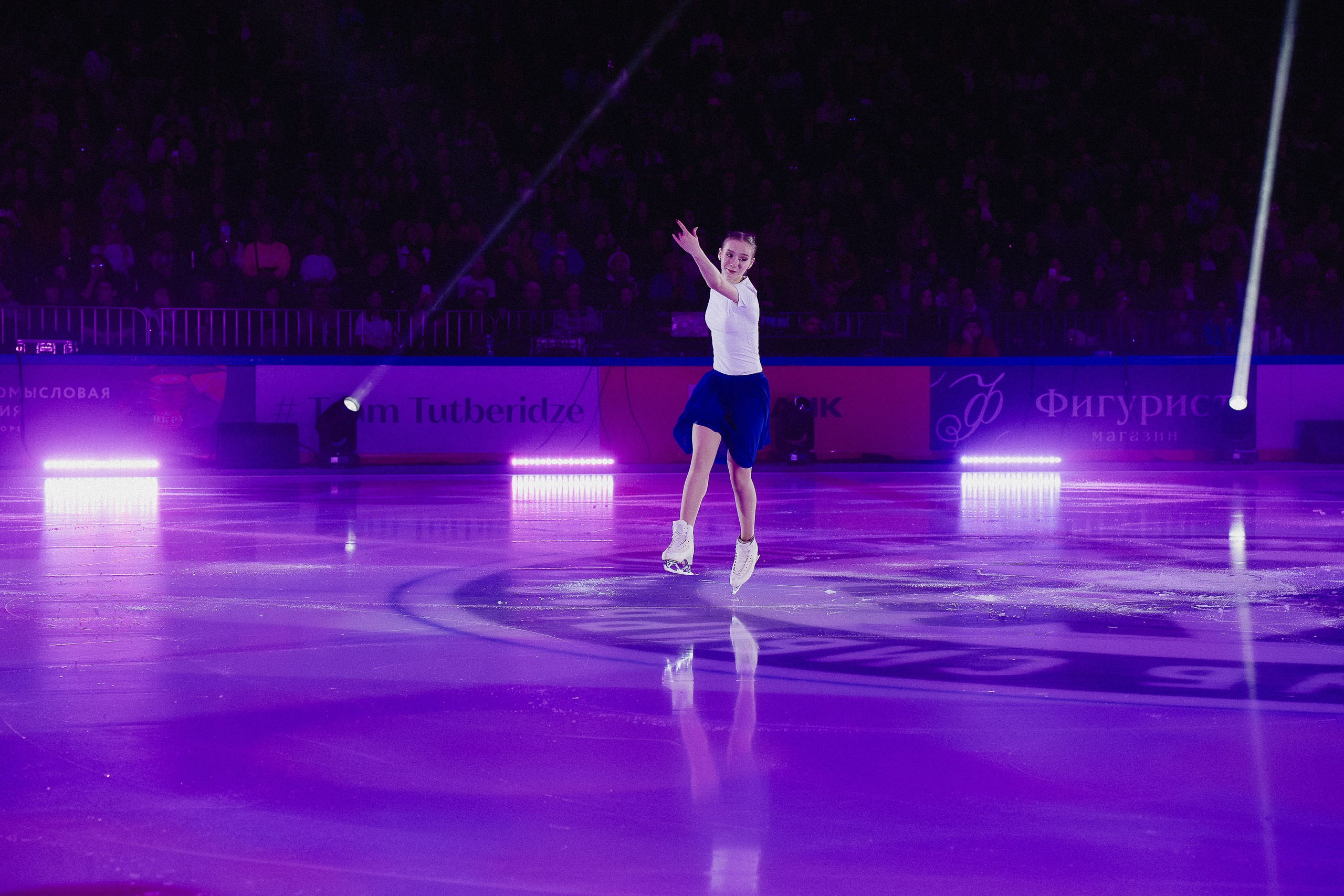 Шоу Этери Тутберидзе в Новосибирске. Воробьева Ксения — Спортивный и танцевальный фотограф Новосибирск